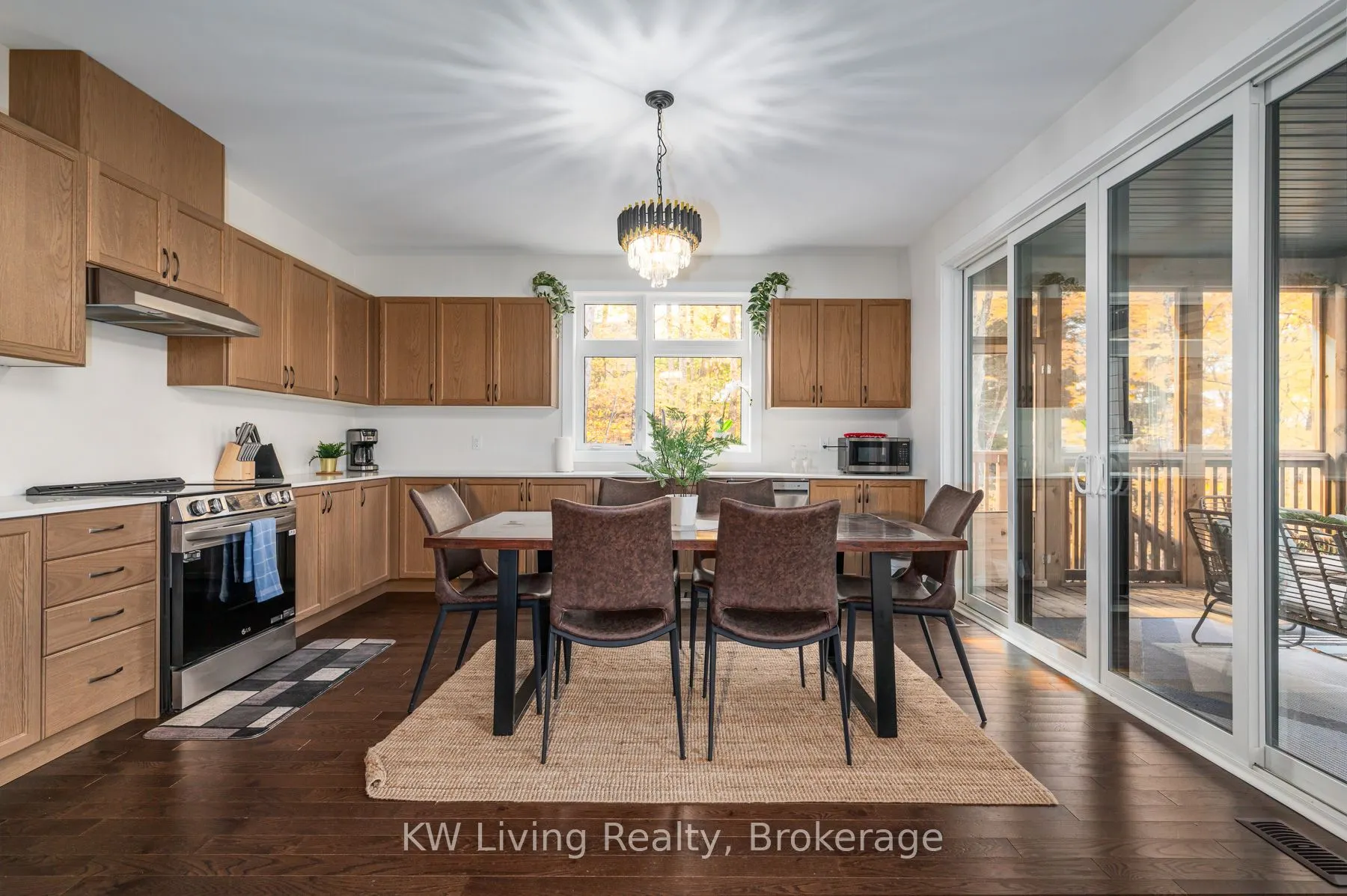 1018 Kingsridge Court