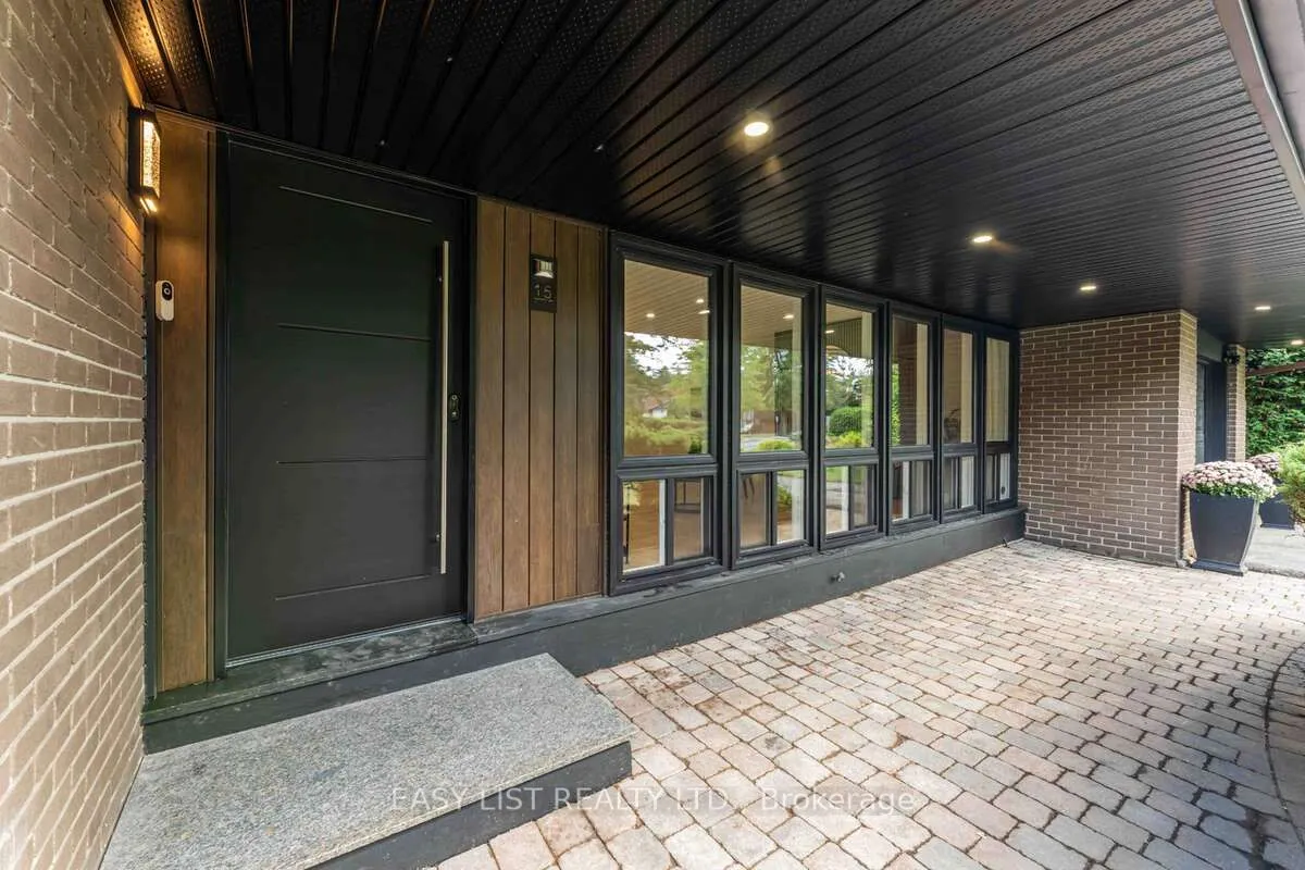 15 Leacock Drive