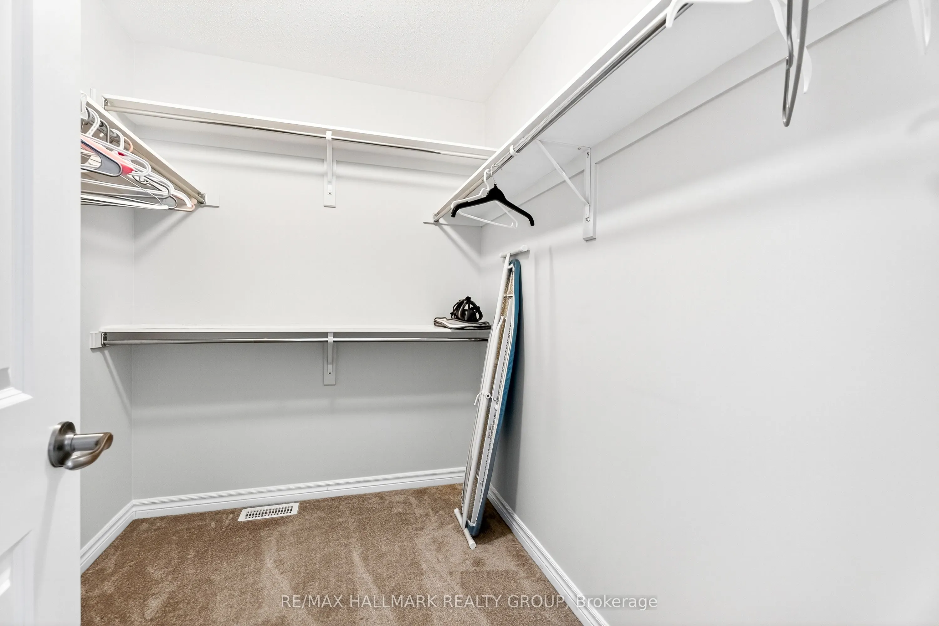 115 Pictou Crescent