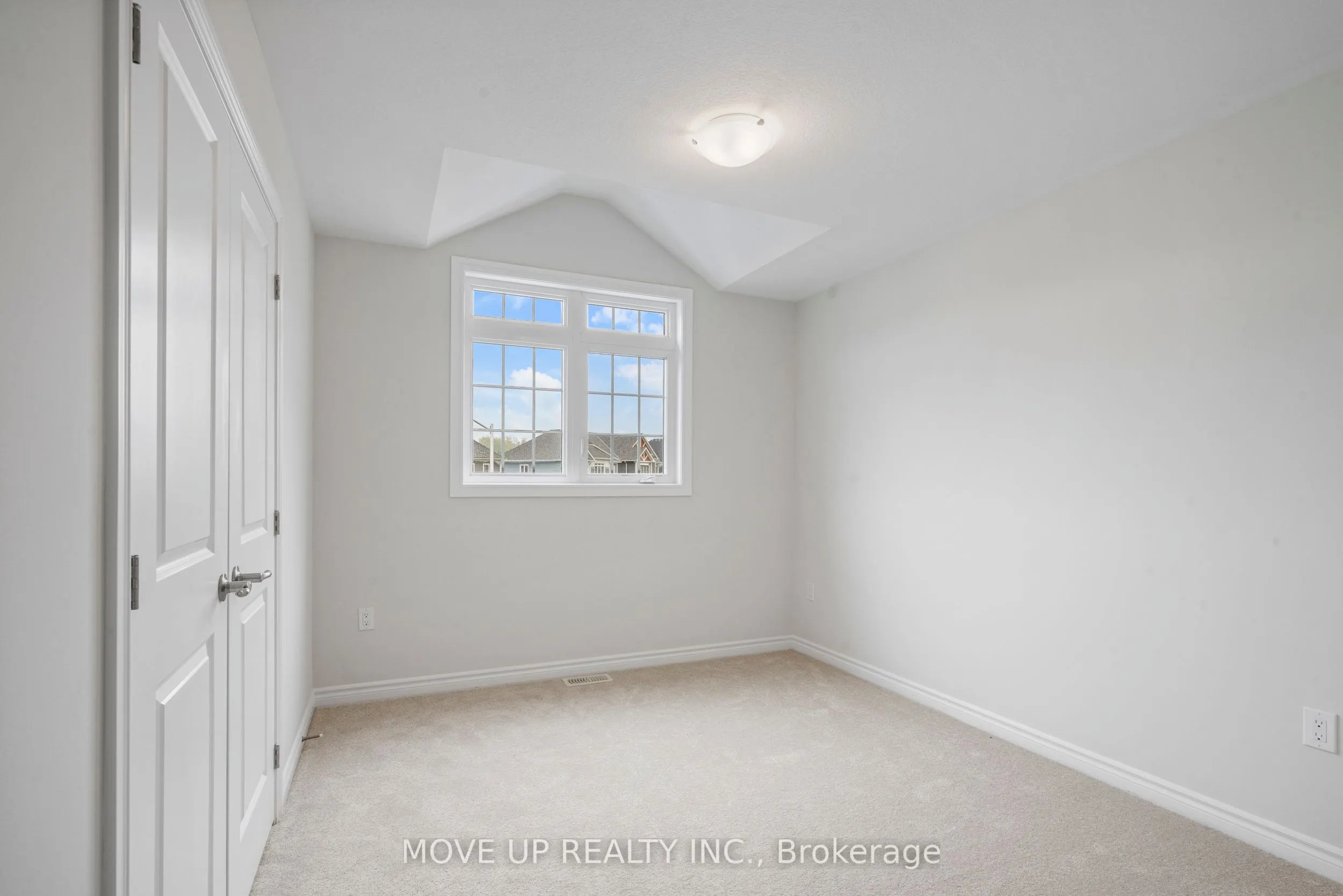 335 Beechwood Forest Lane