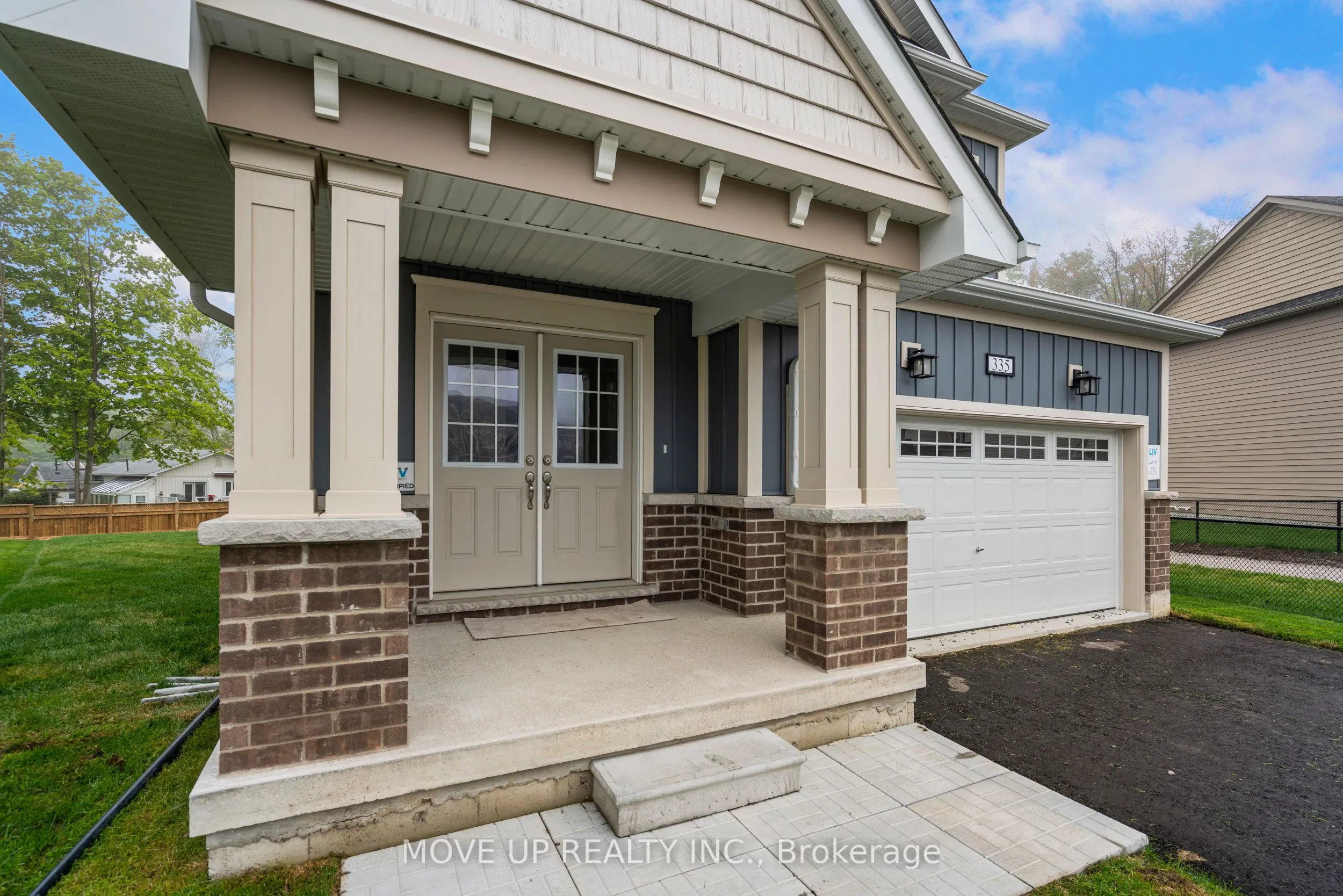 335 Beechwood Forest Lane