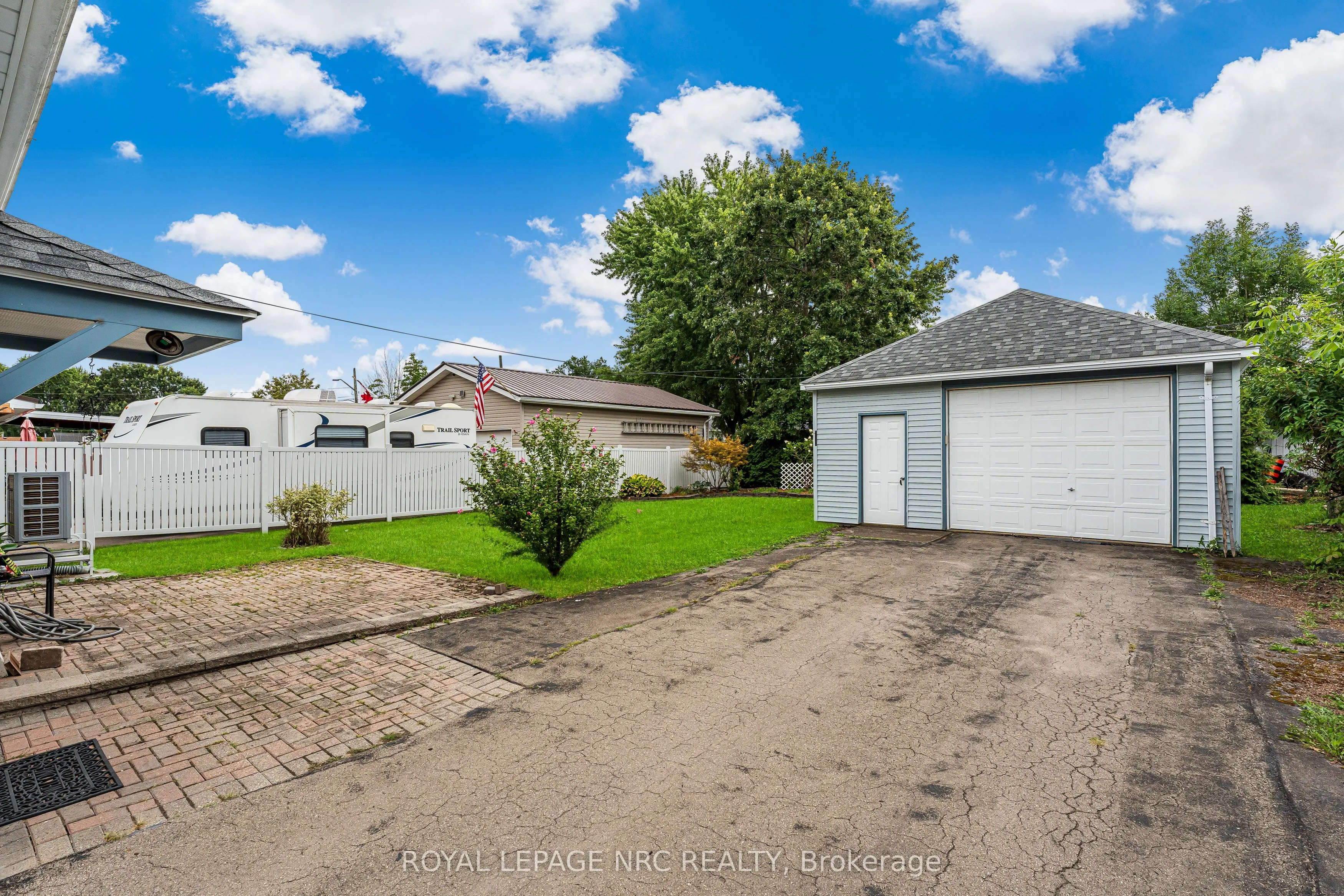 176 Camrose Avenue