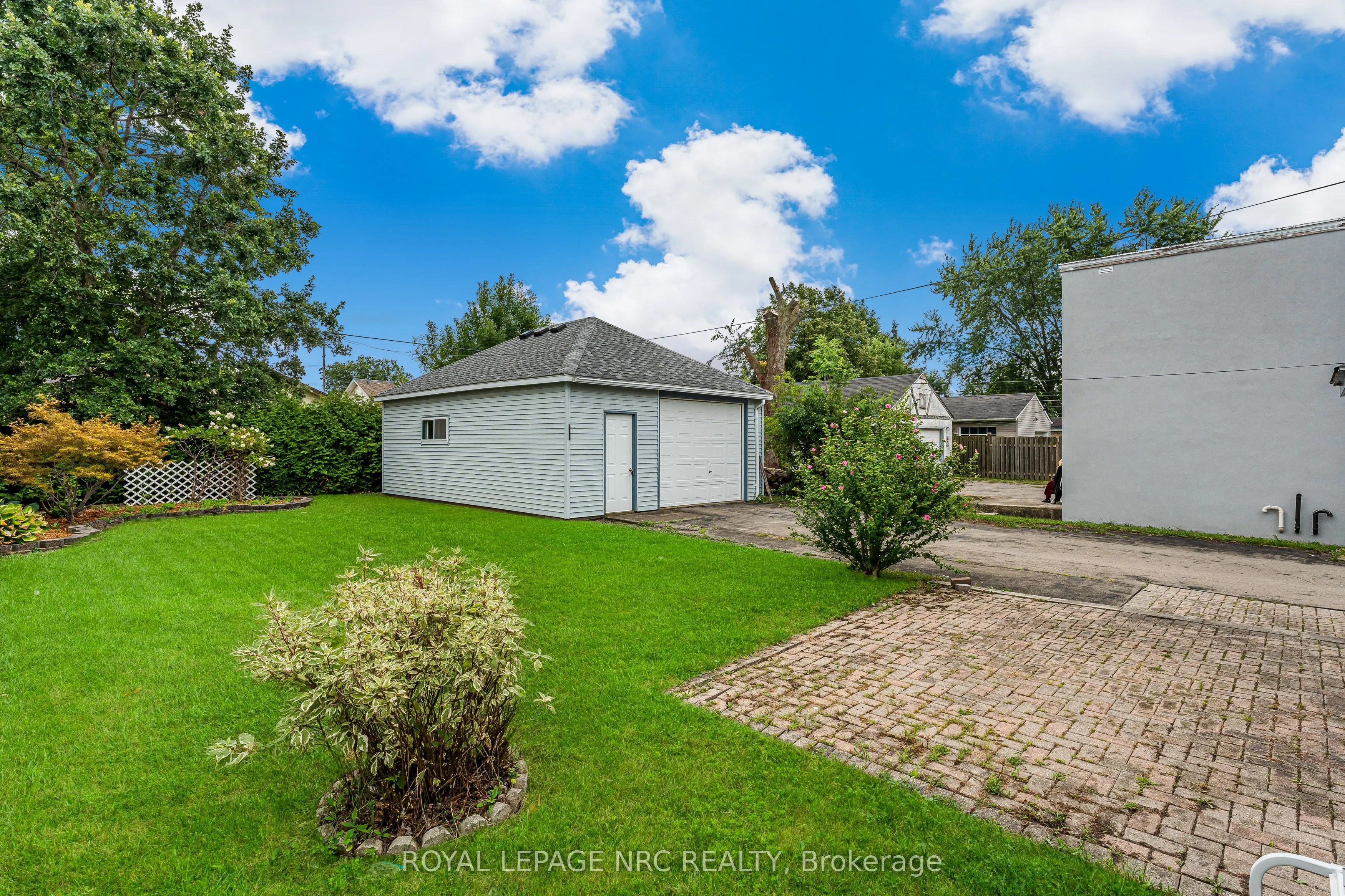 176 Camrose Avenue