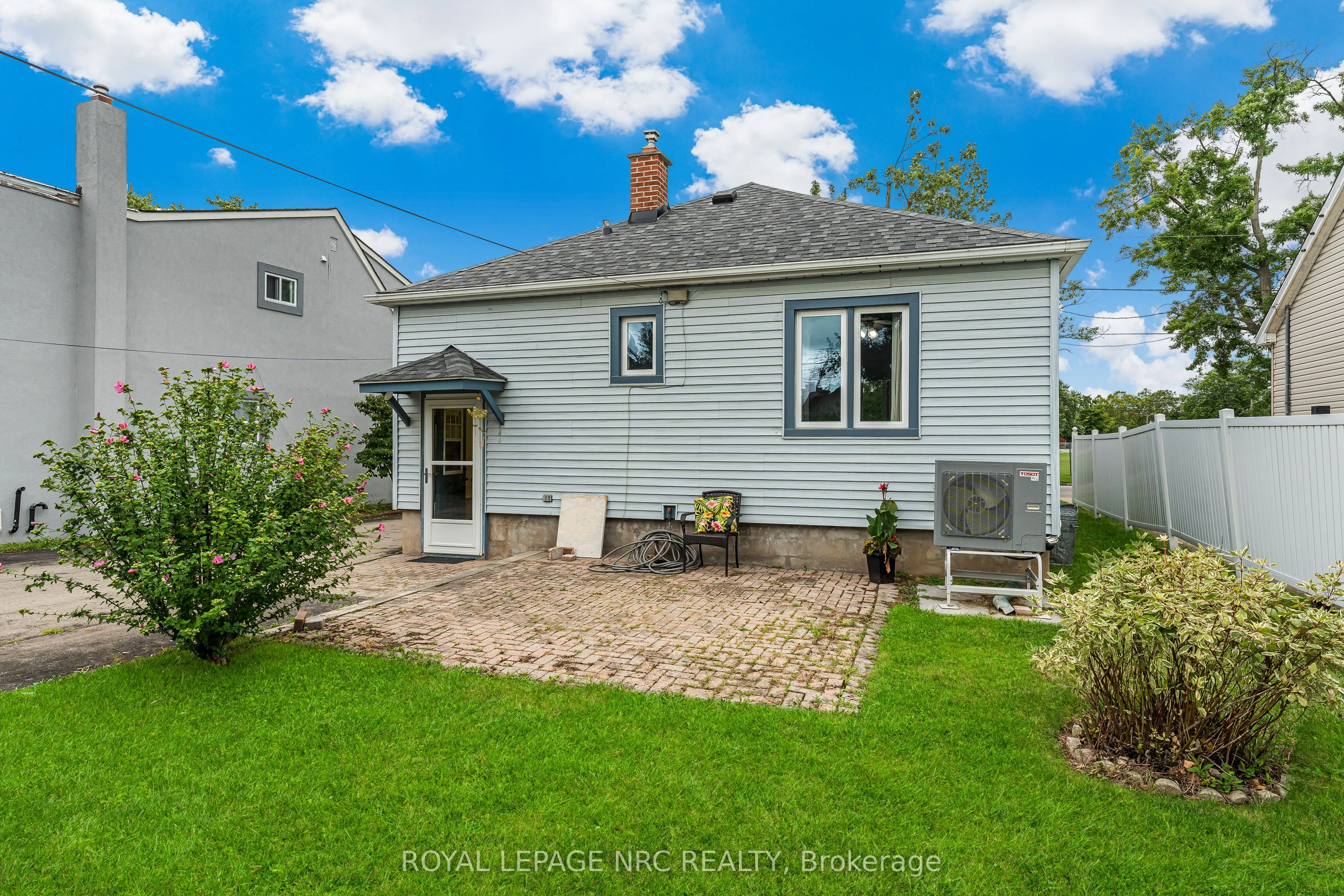 176 Camrose Avenue
