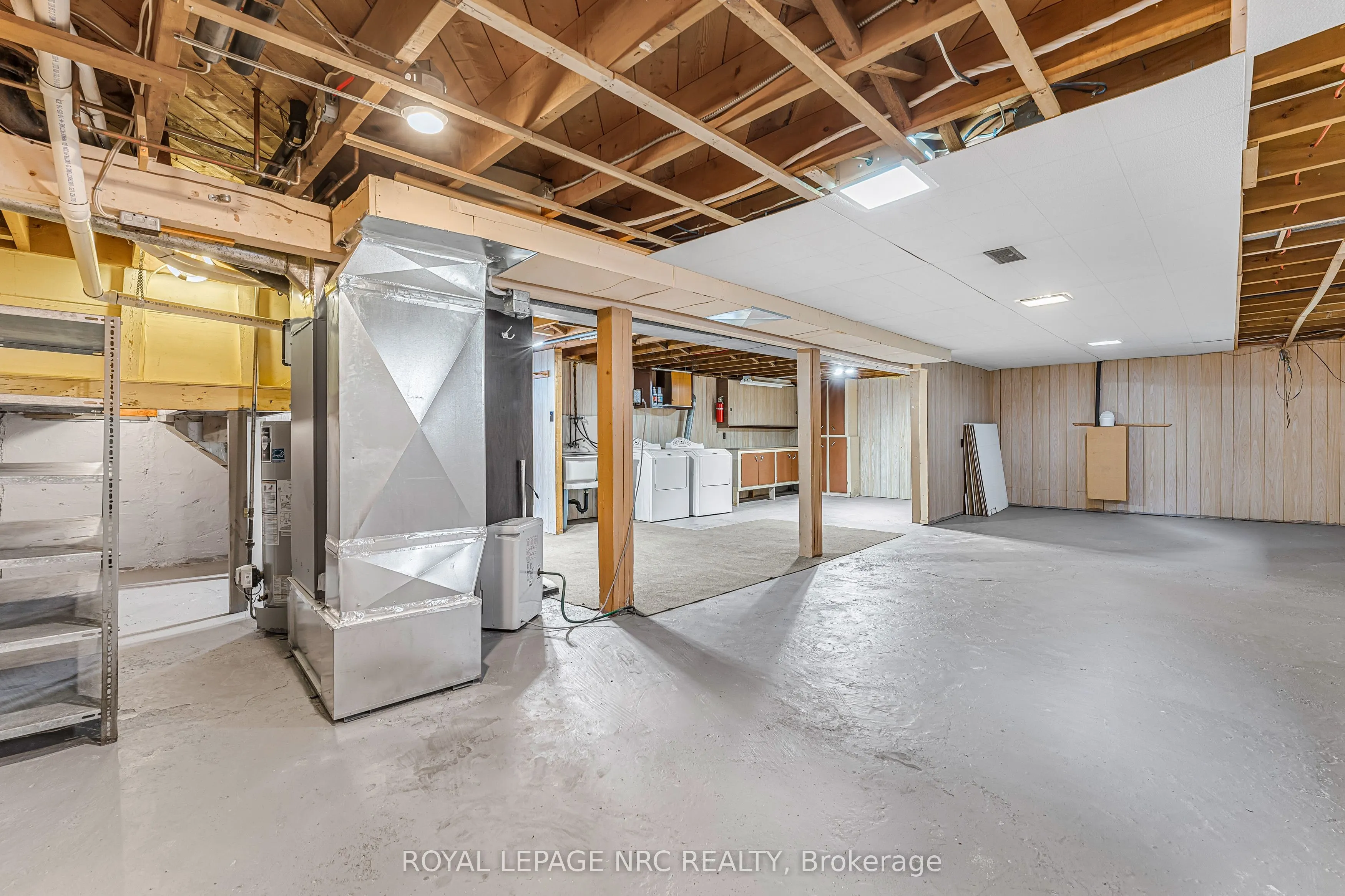 176 Camrose Avenue