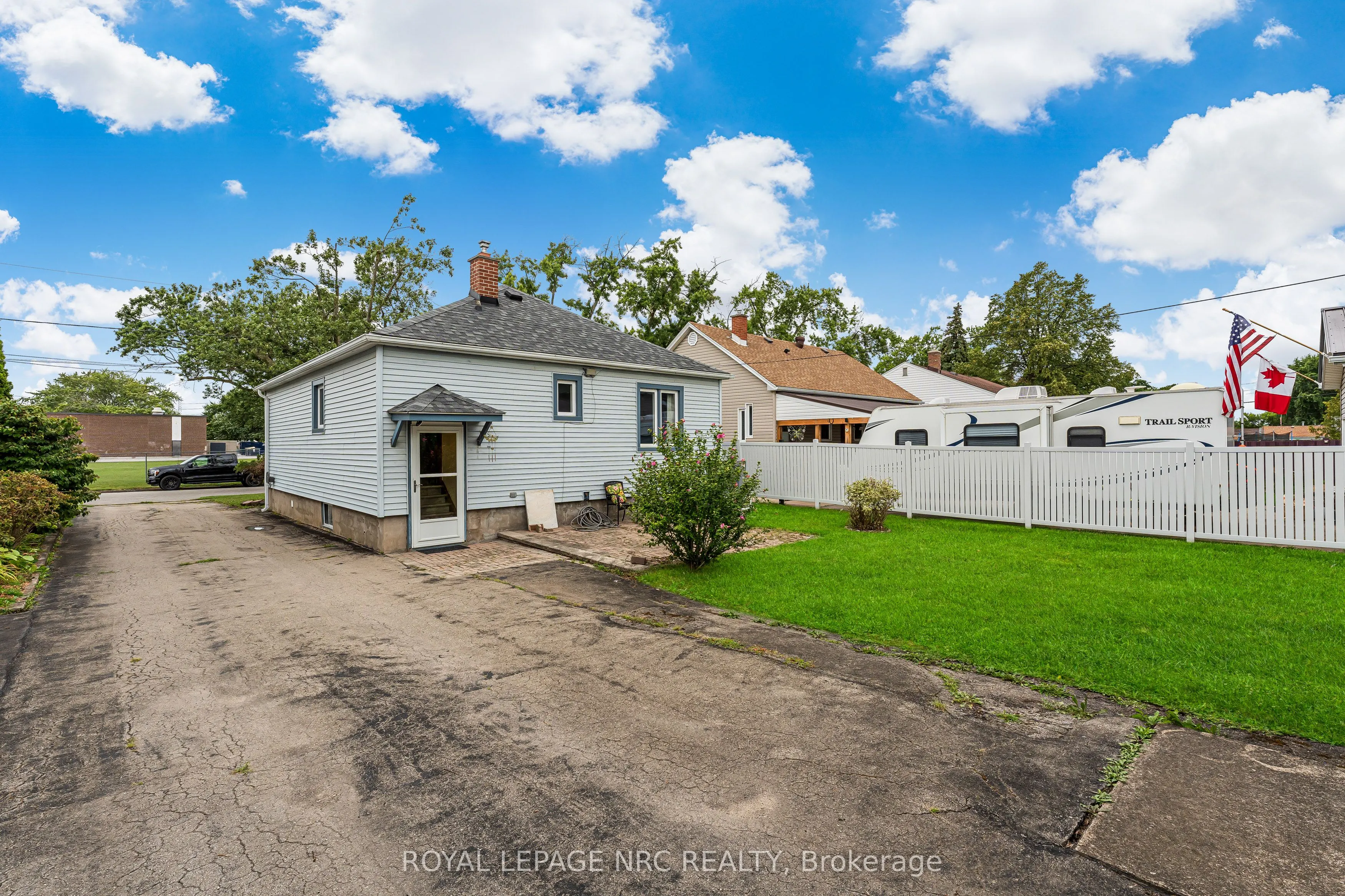 176 Camrose Avenue