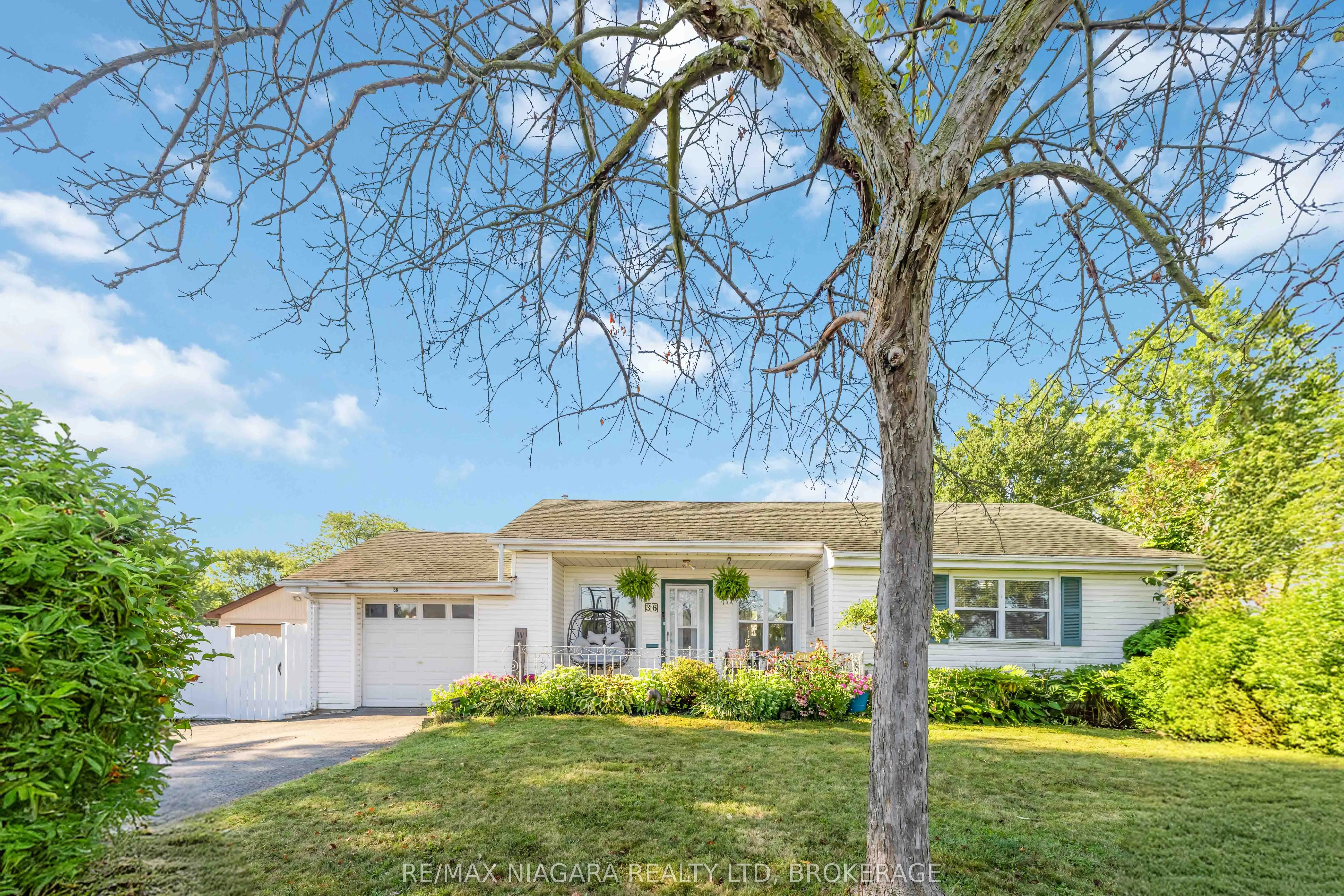 36 Admiral Road