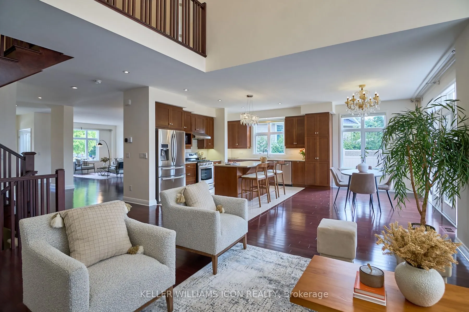 218 Gabbro Crescent