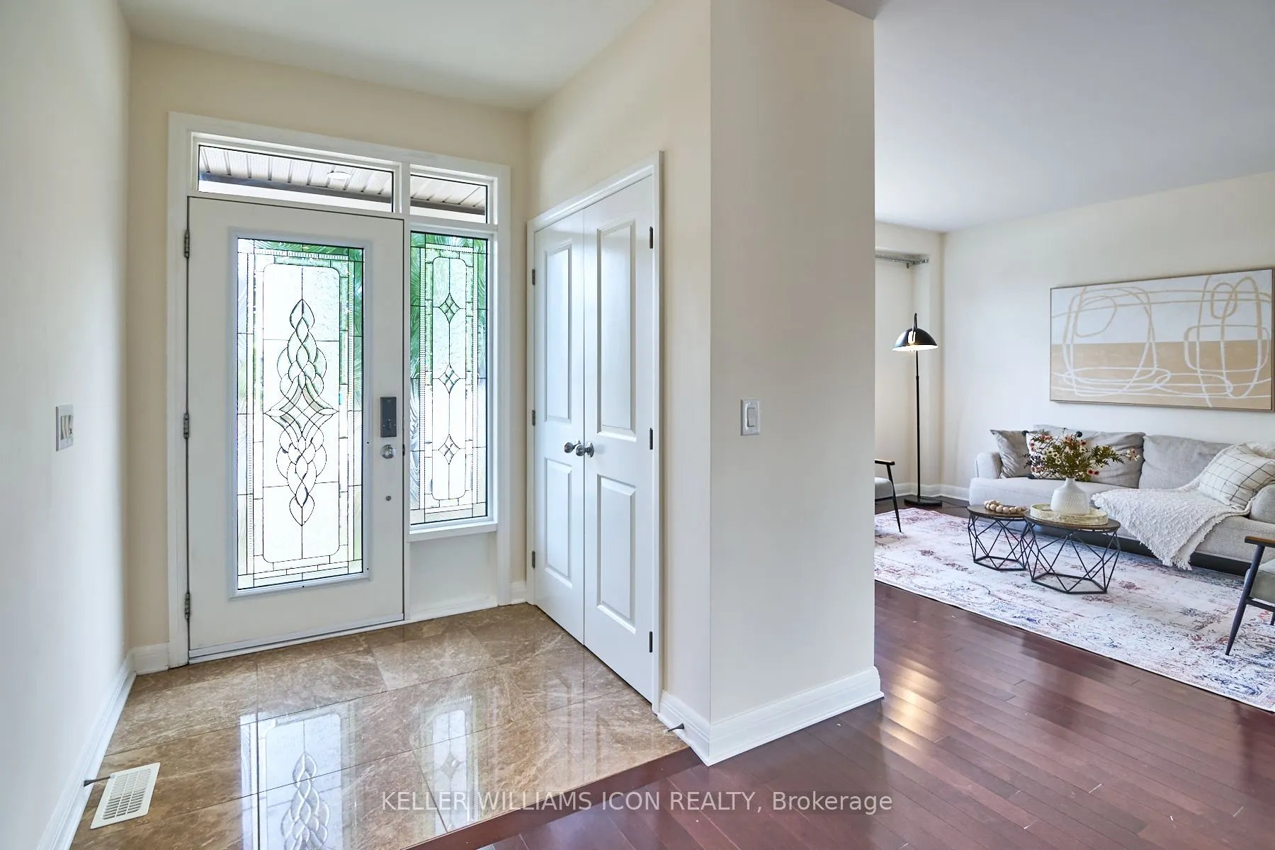 218 Gabbro Crescent