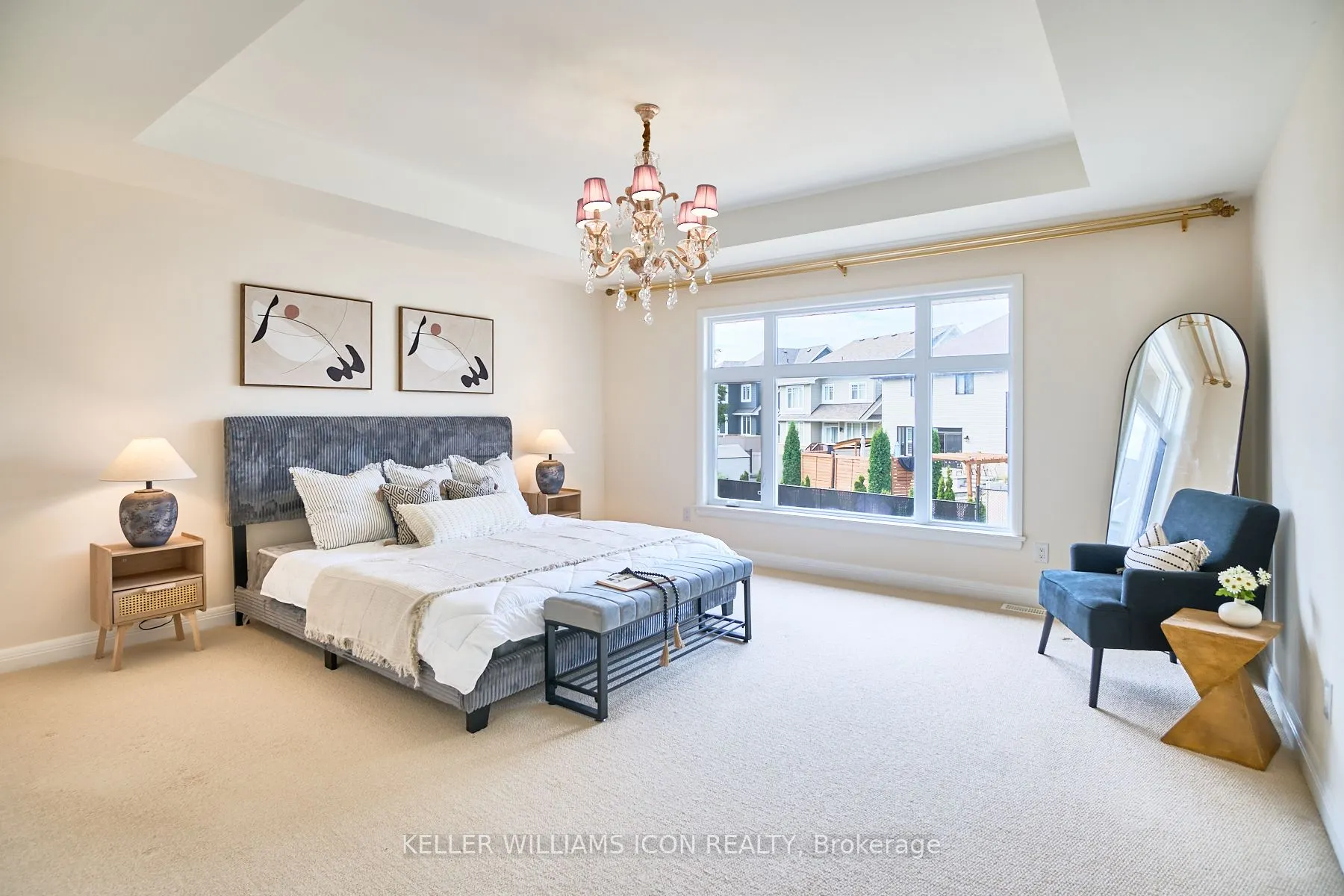 218 Gabbro Crescent