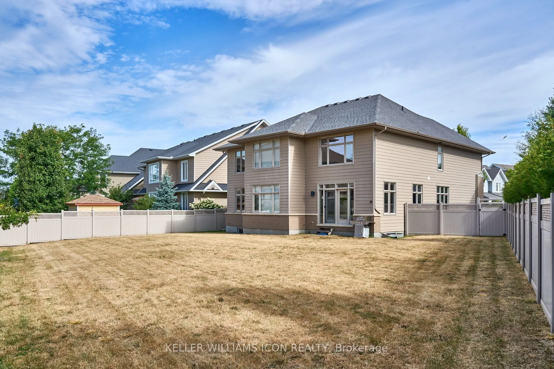 218 Gabbro Crescent