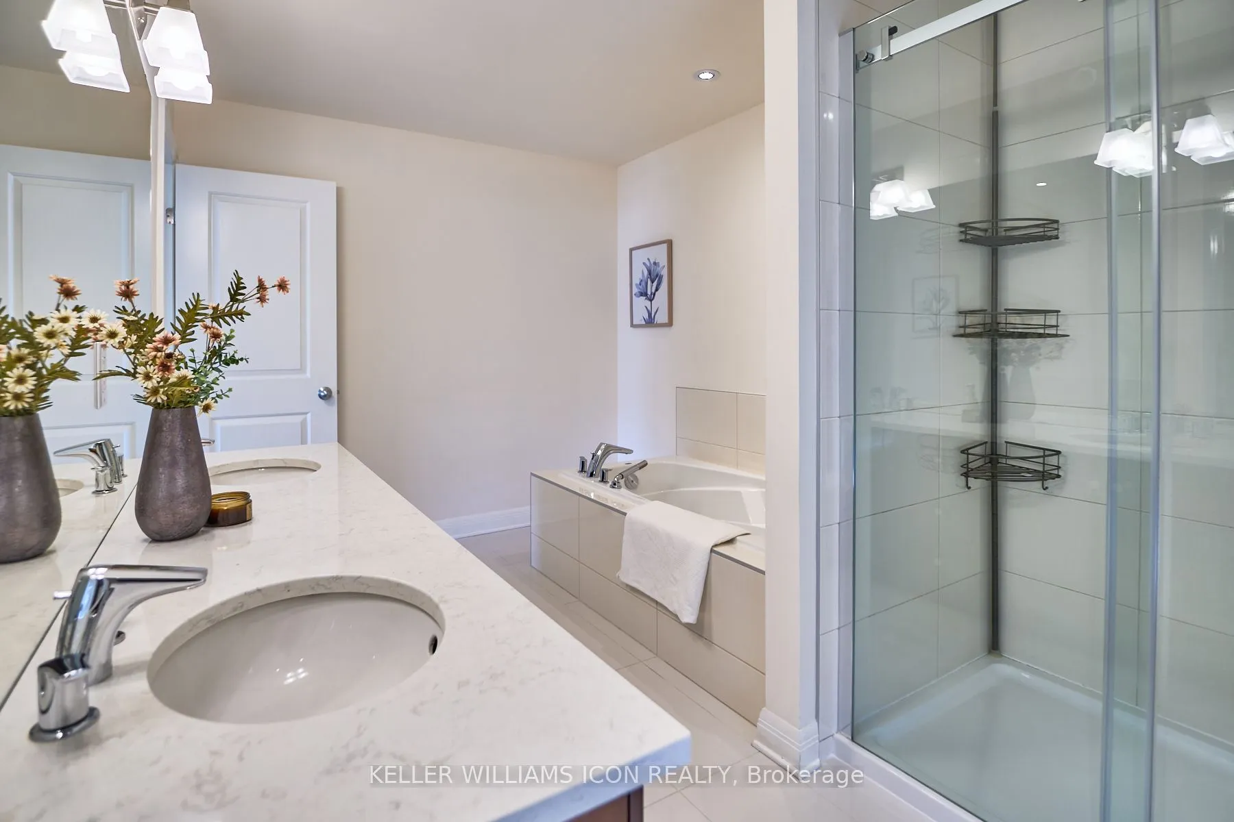 218 Gabbro Crescent