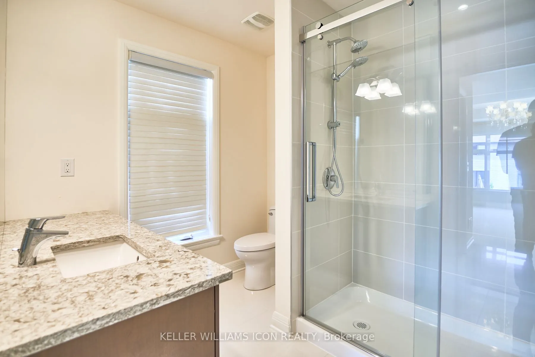 218 Gabbro Crescent