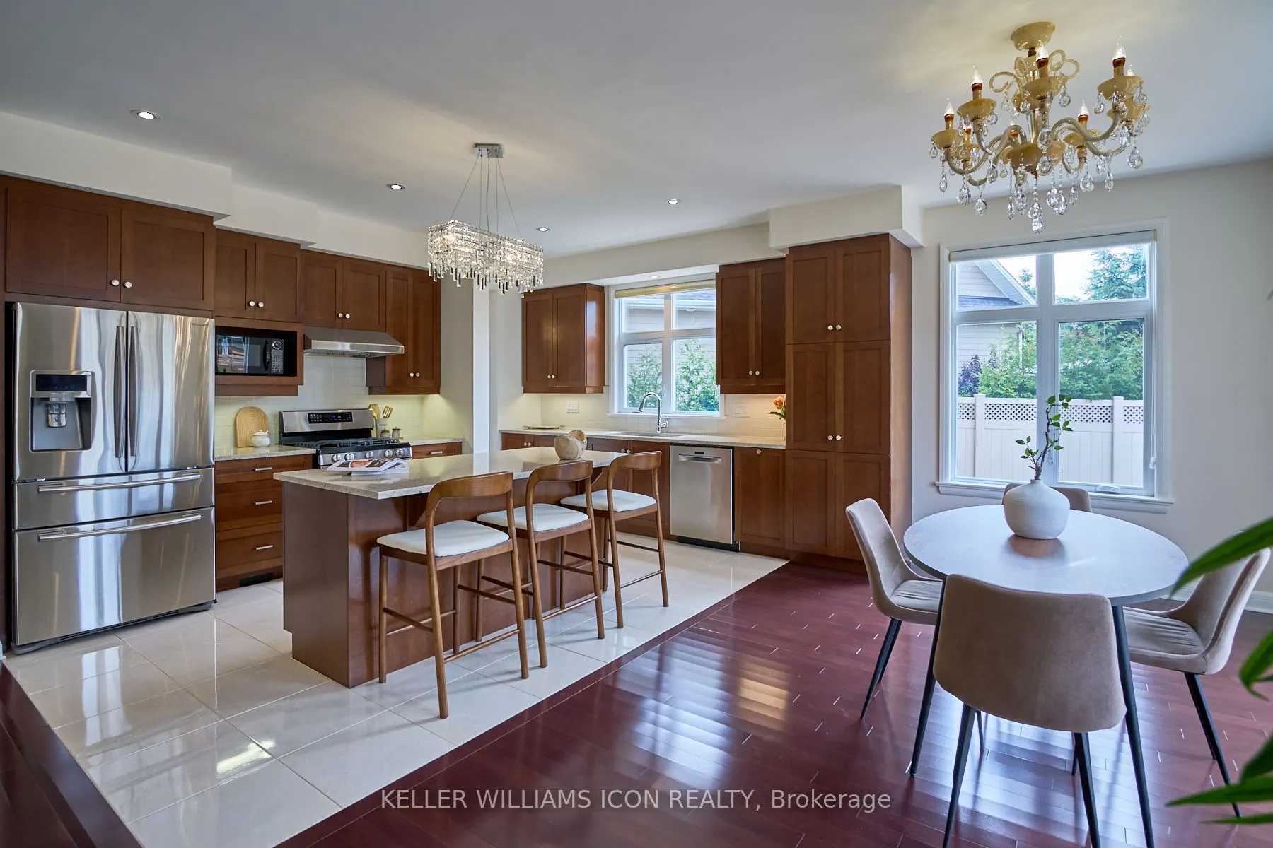 218 Gabbro Crescent