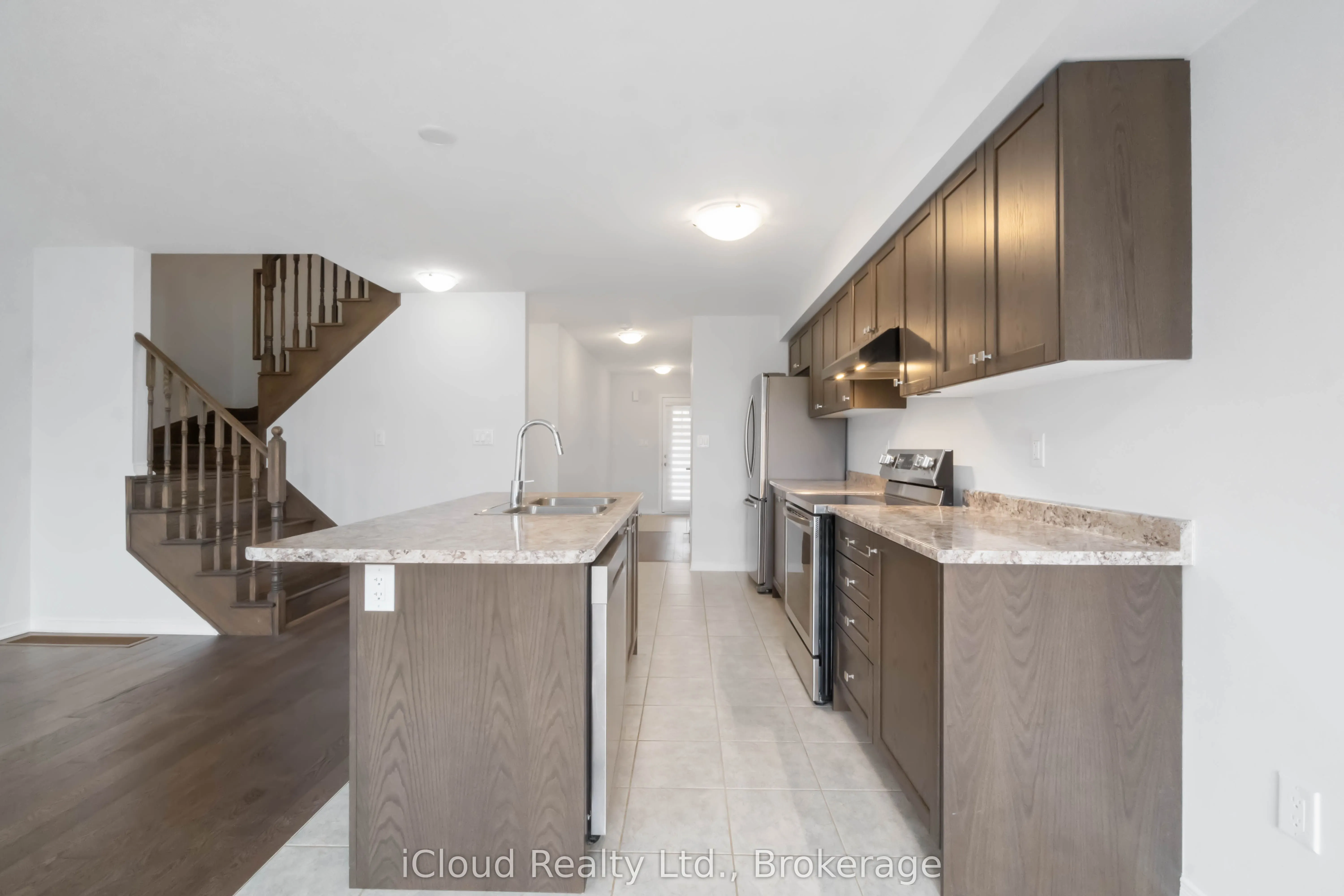 17 Armes Street
