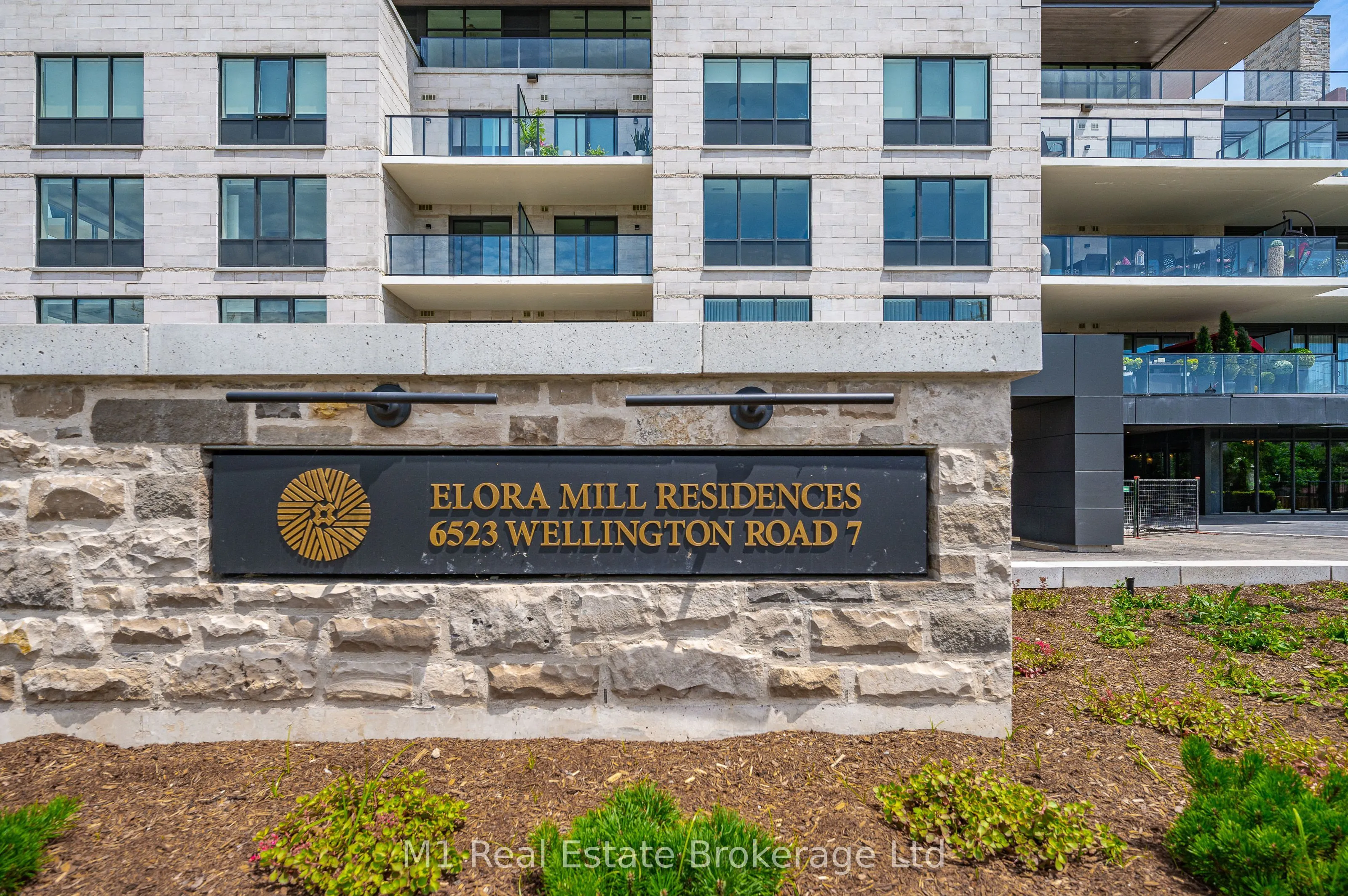 6523 Wellington 7 Road, #402