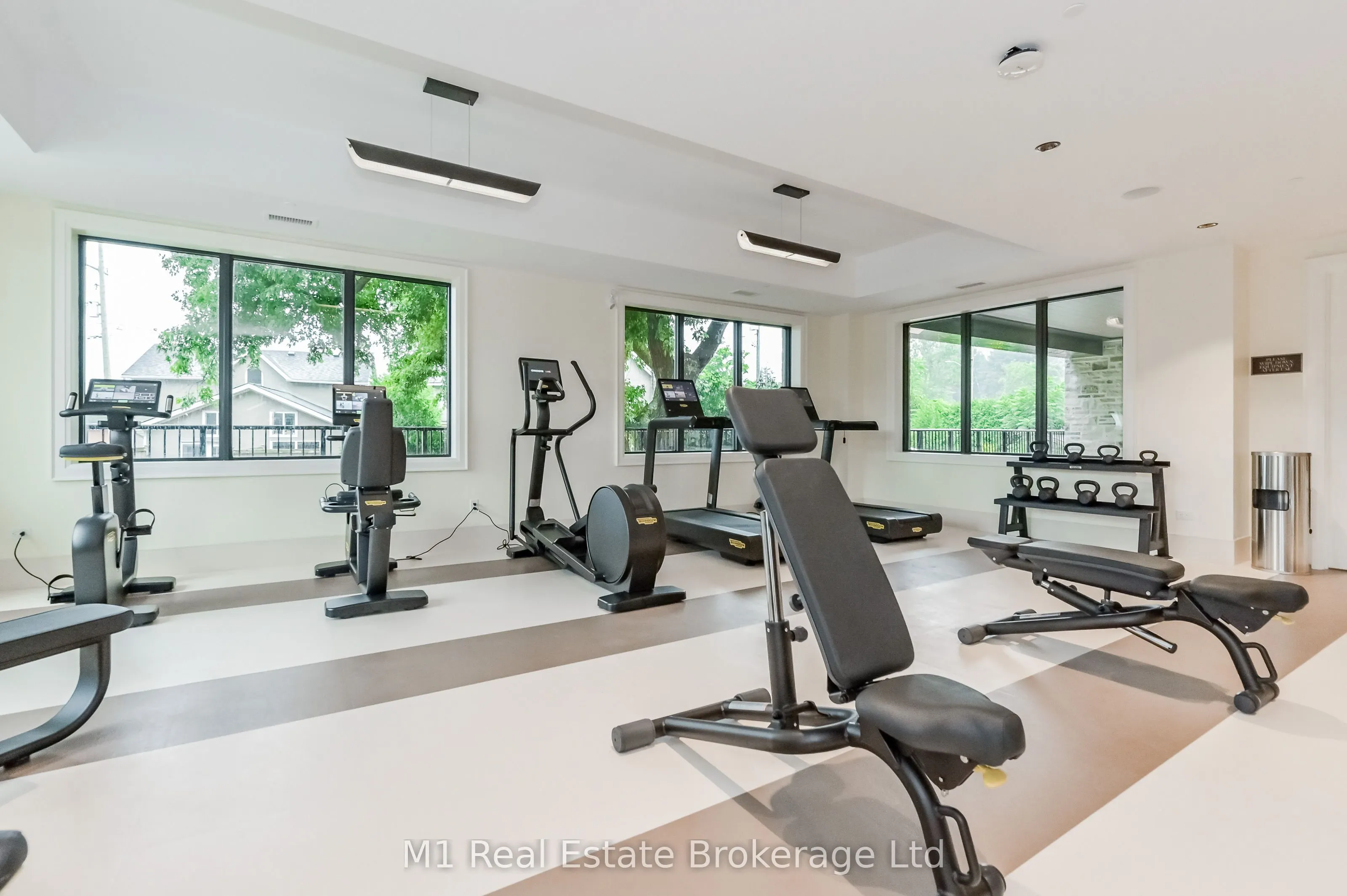 6523 Wellington 7 Road, #402