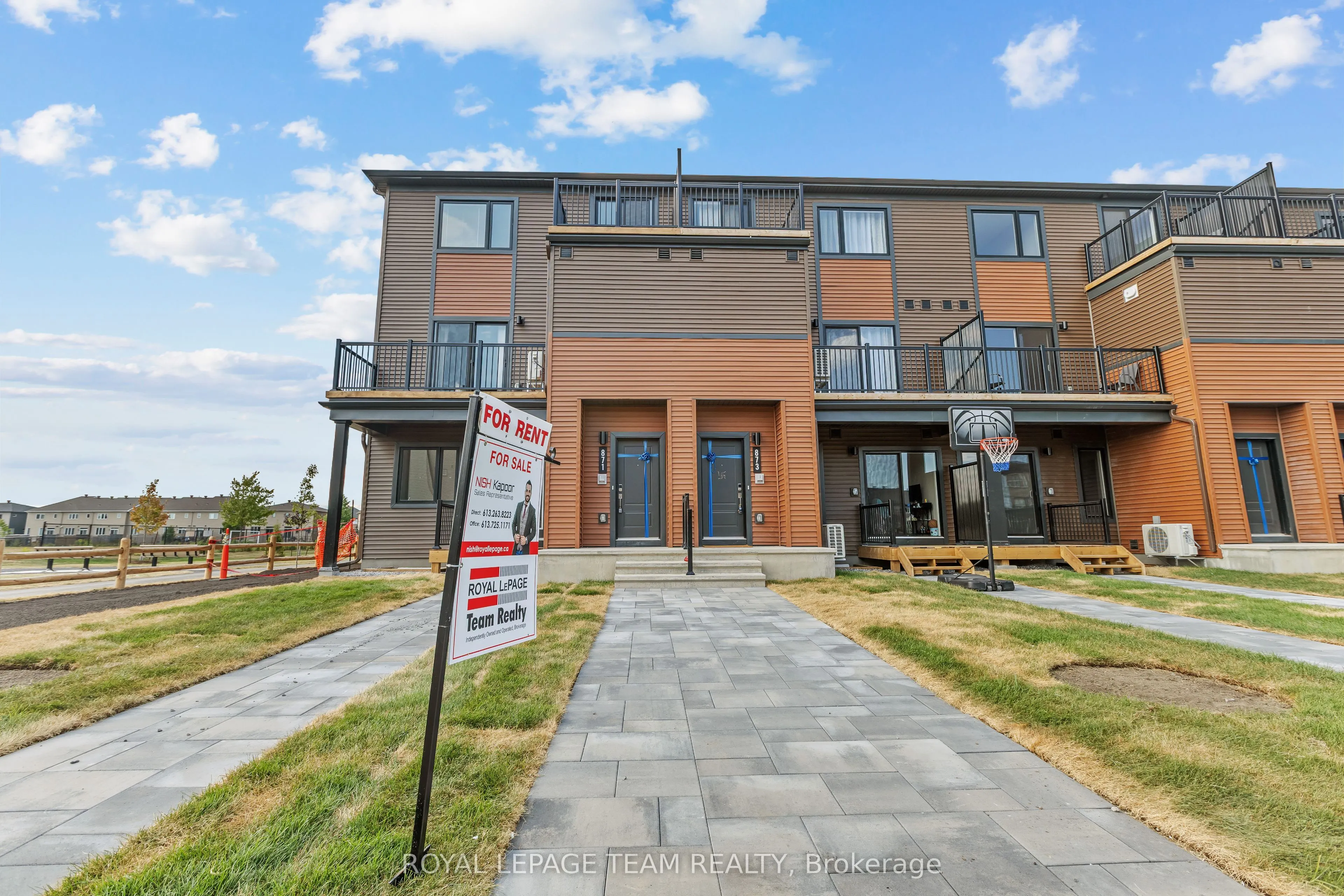 871 Decoeur Drive, #00