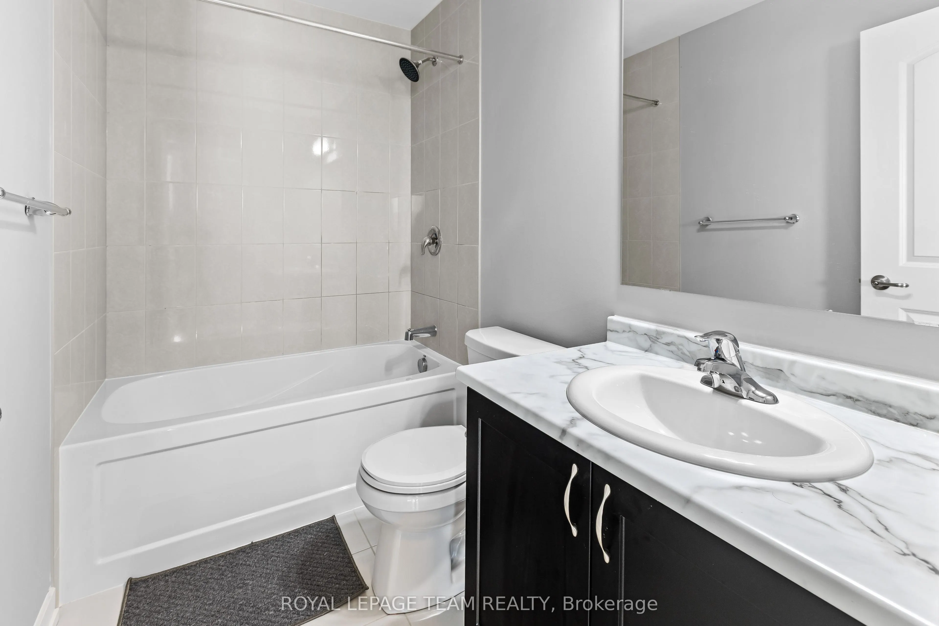 871 Decoeur Drive, #00
