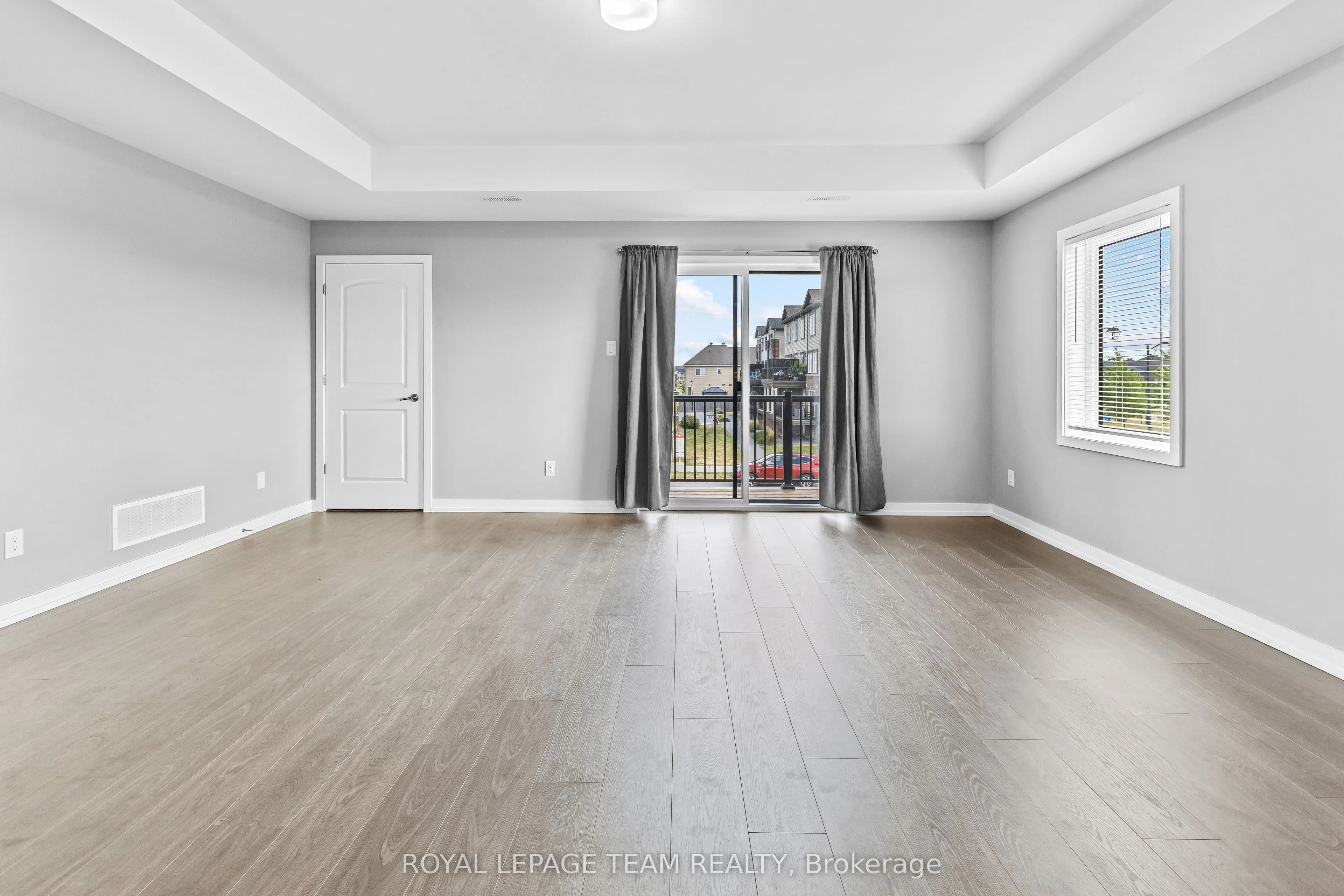 871 Decoeur Drive, #00