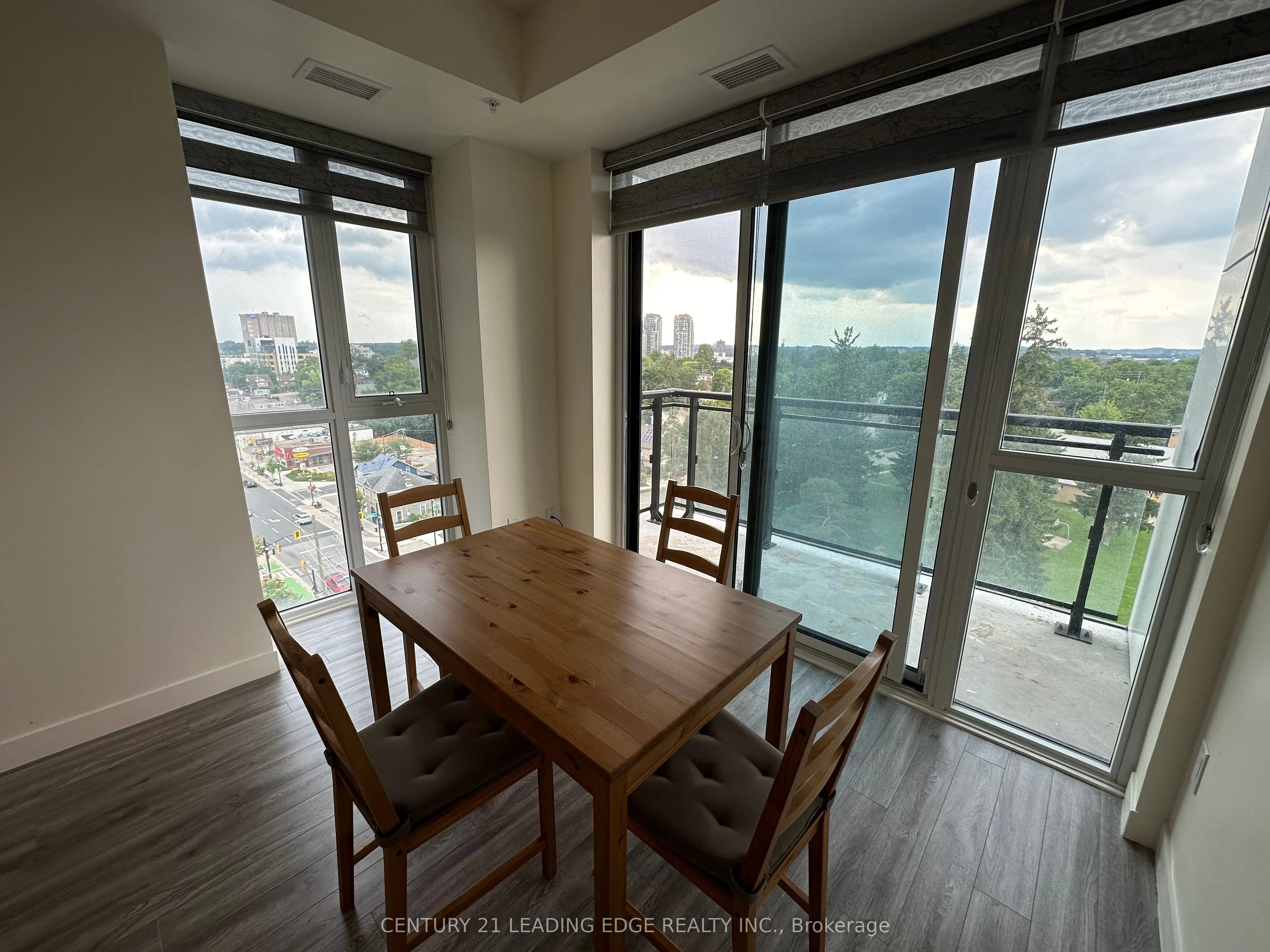 128 King Street N, #1004