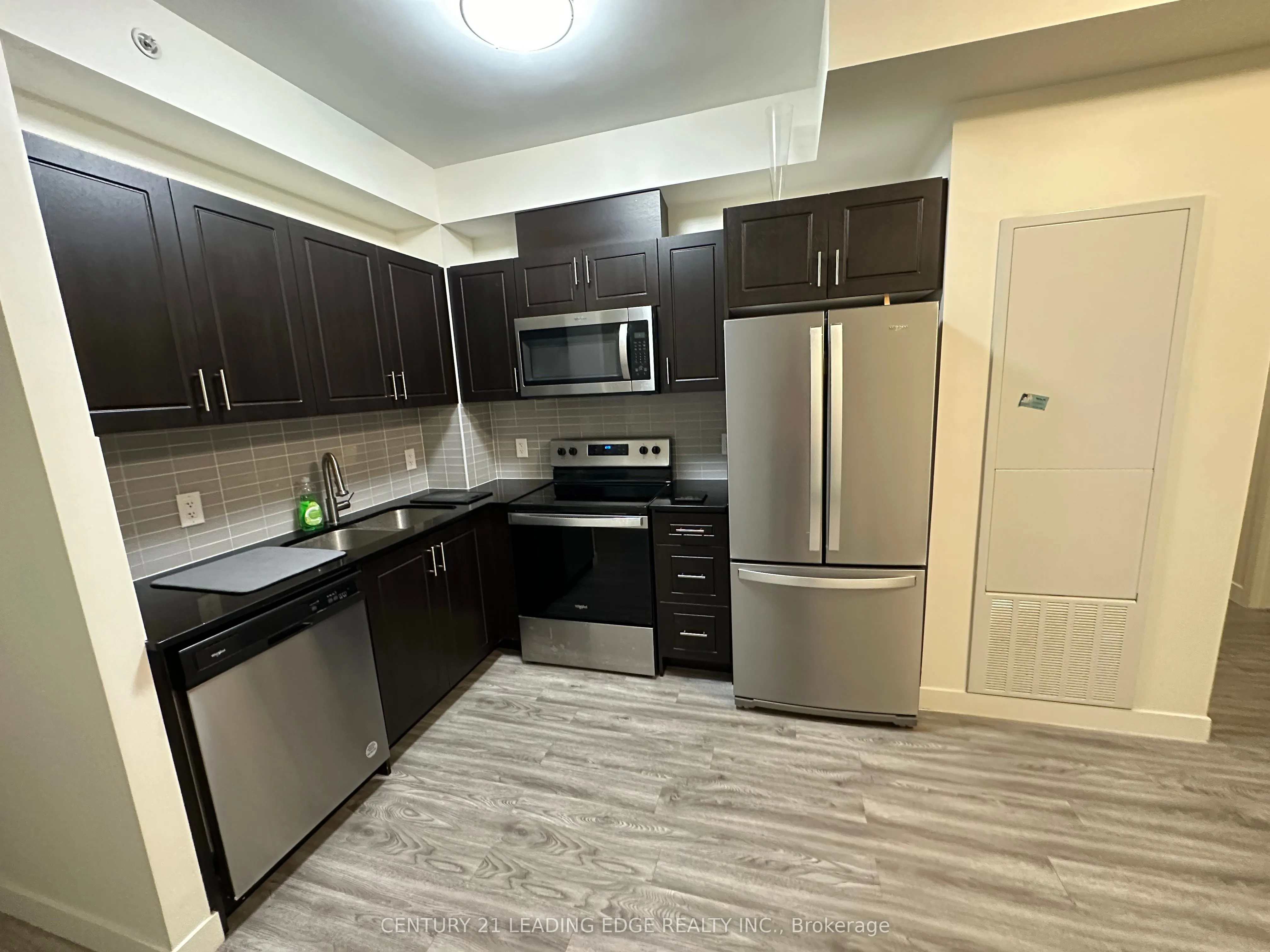 128 King Street N, #1004