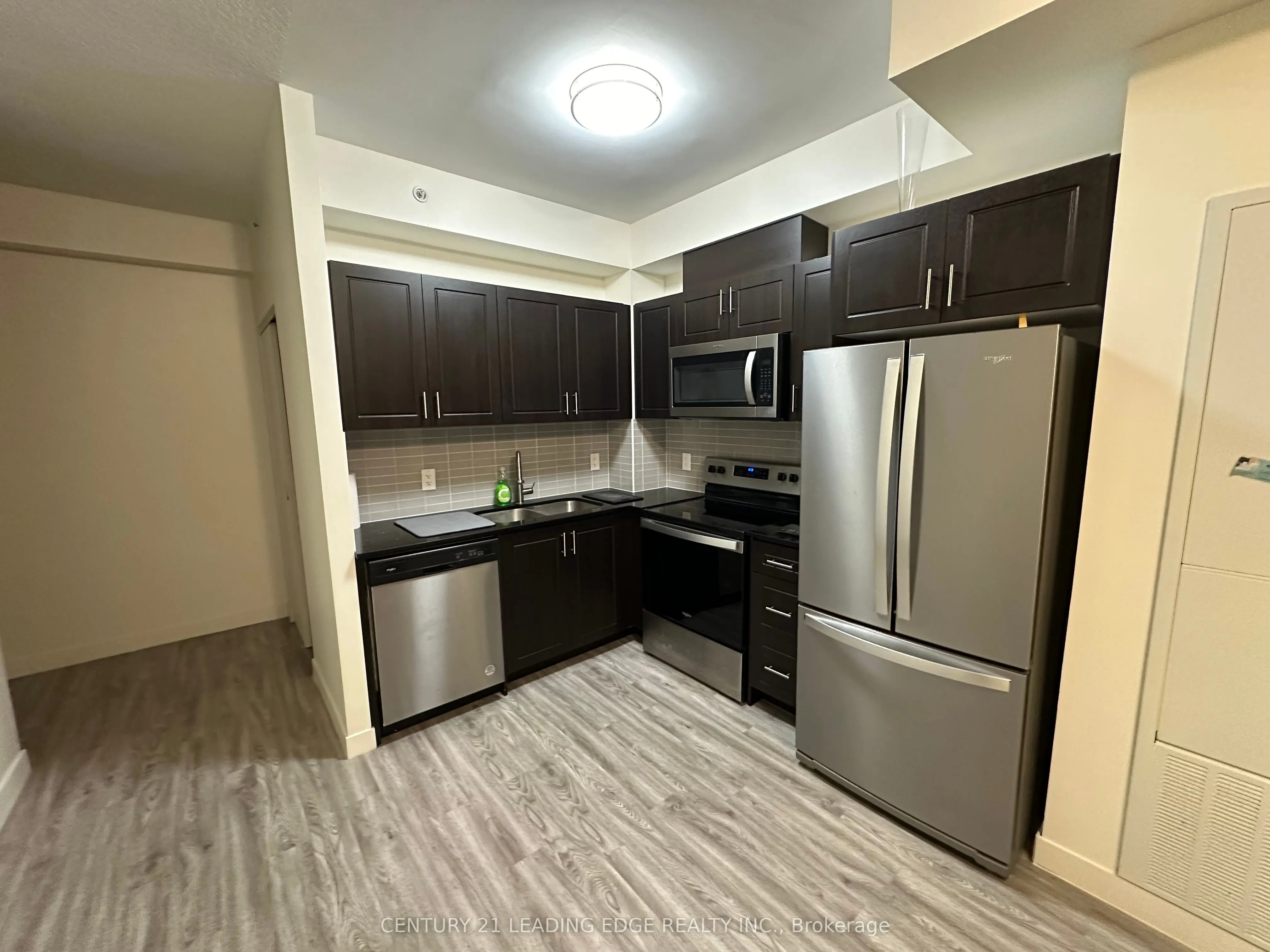 128 King Street N, #1004