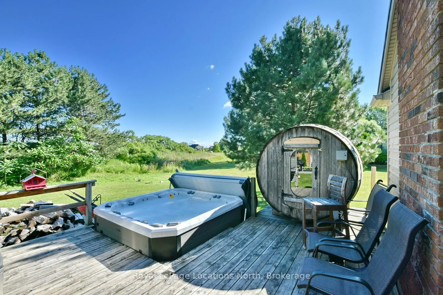 154 Carmichael Crescent