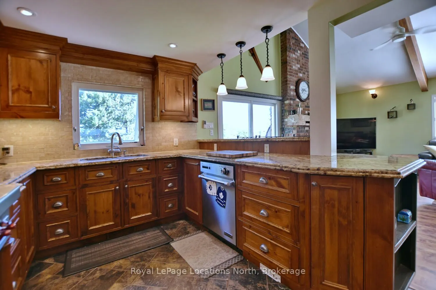 154 Carmichael Crescent