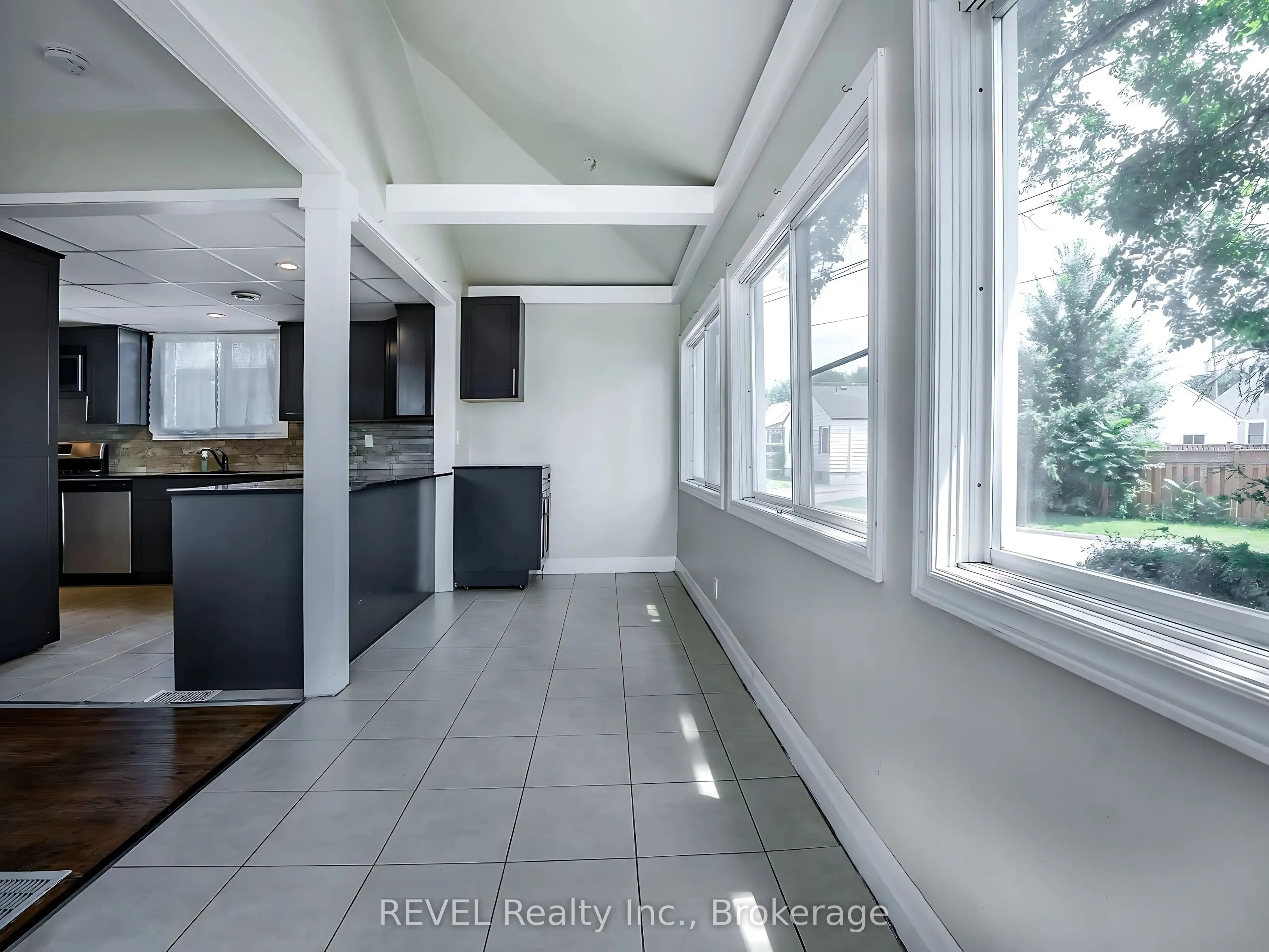 25 Delawre Street, #Main