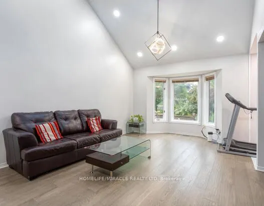 550 Penny Lane