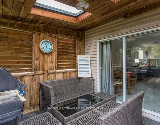 550 Penny Lane