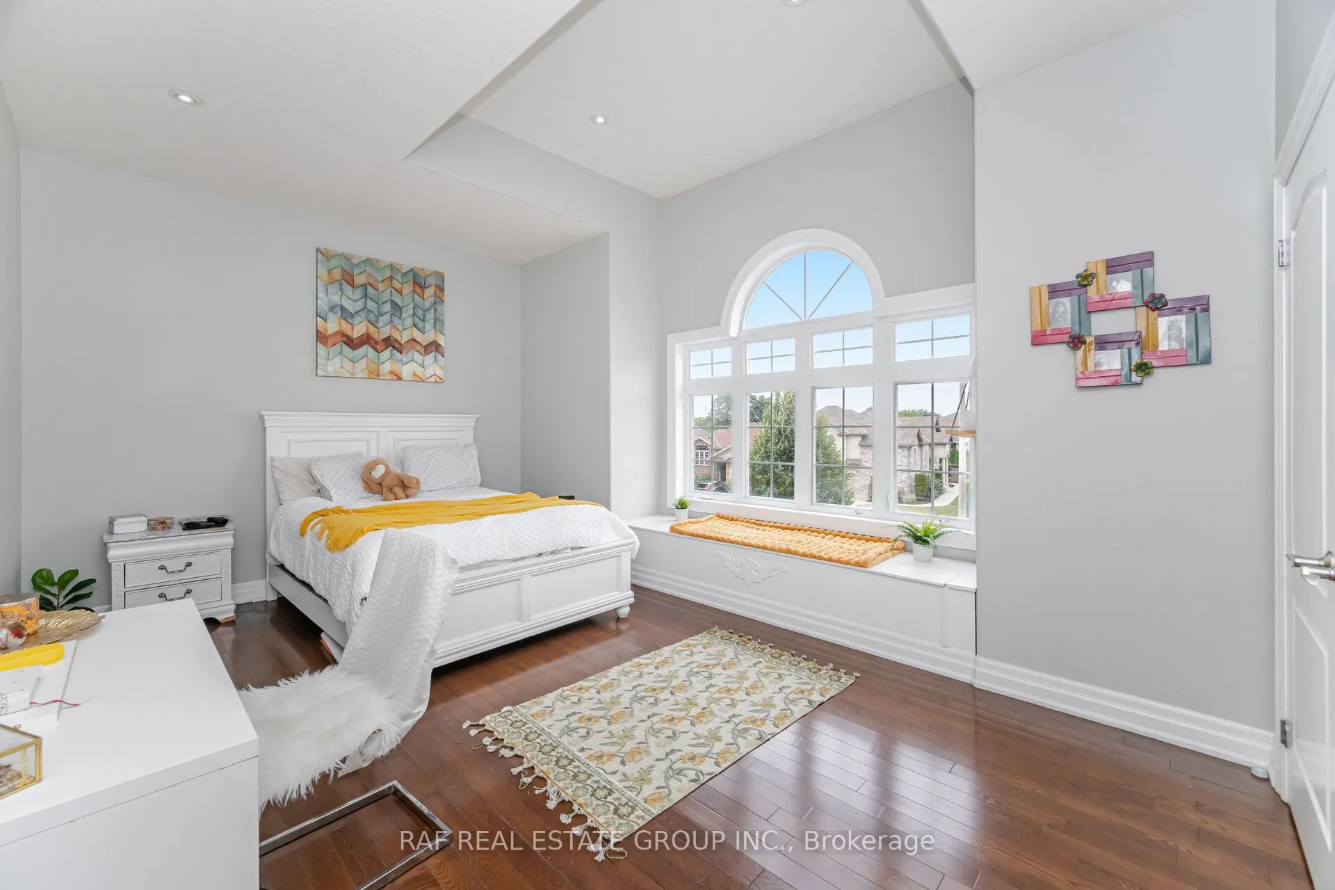 7798 Spring Blossom Drive