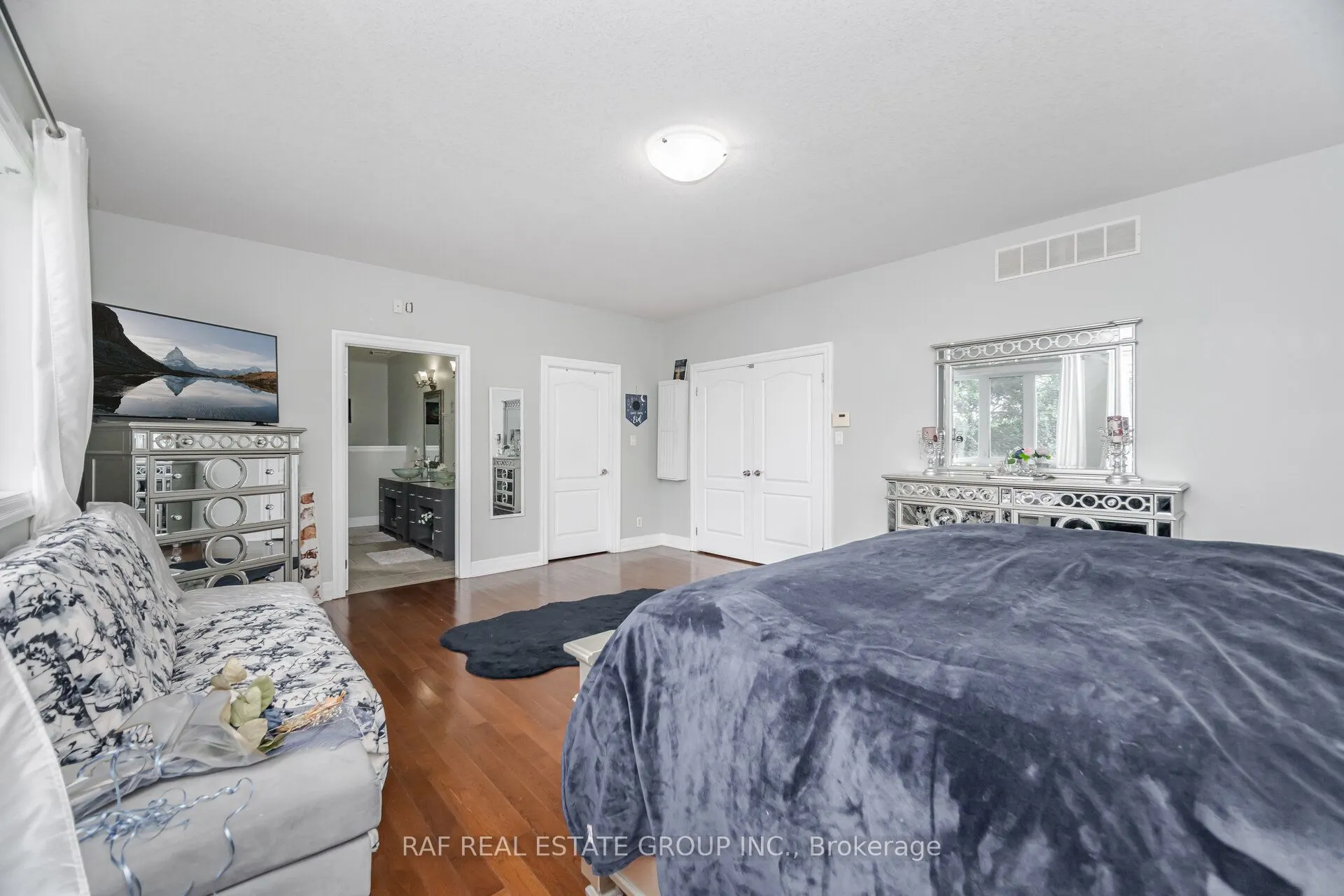 7798 Spring Blossom Drive
