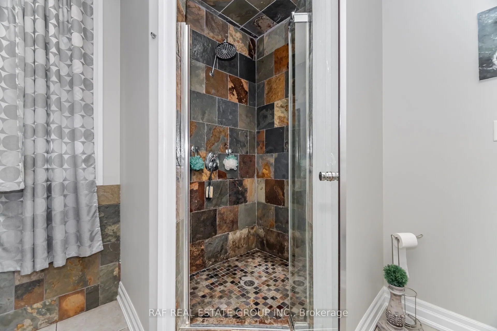 7798 Spring Blossom Drive