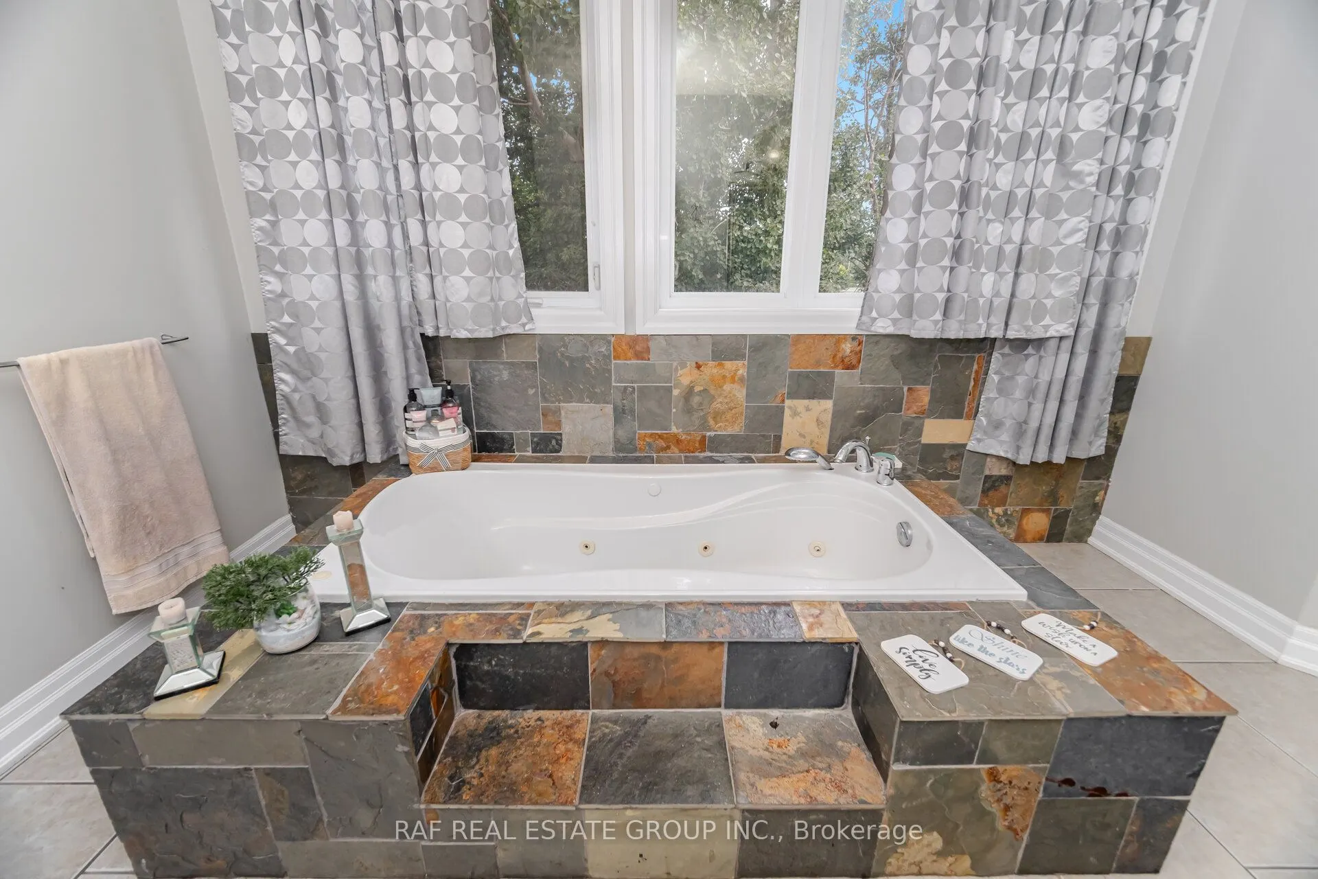 7798 Spring Blossom Drive