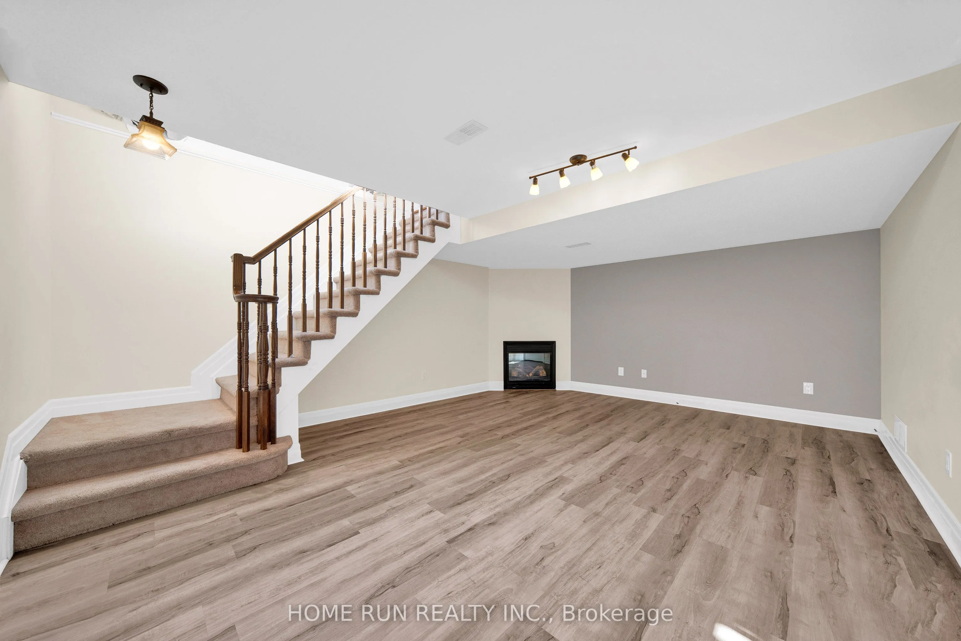 961 Caldermill Private
