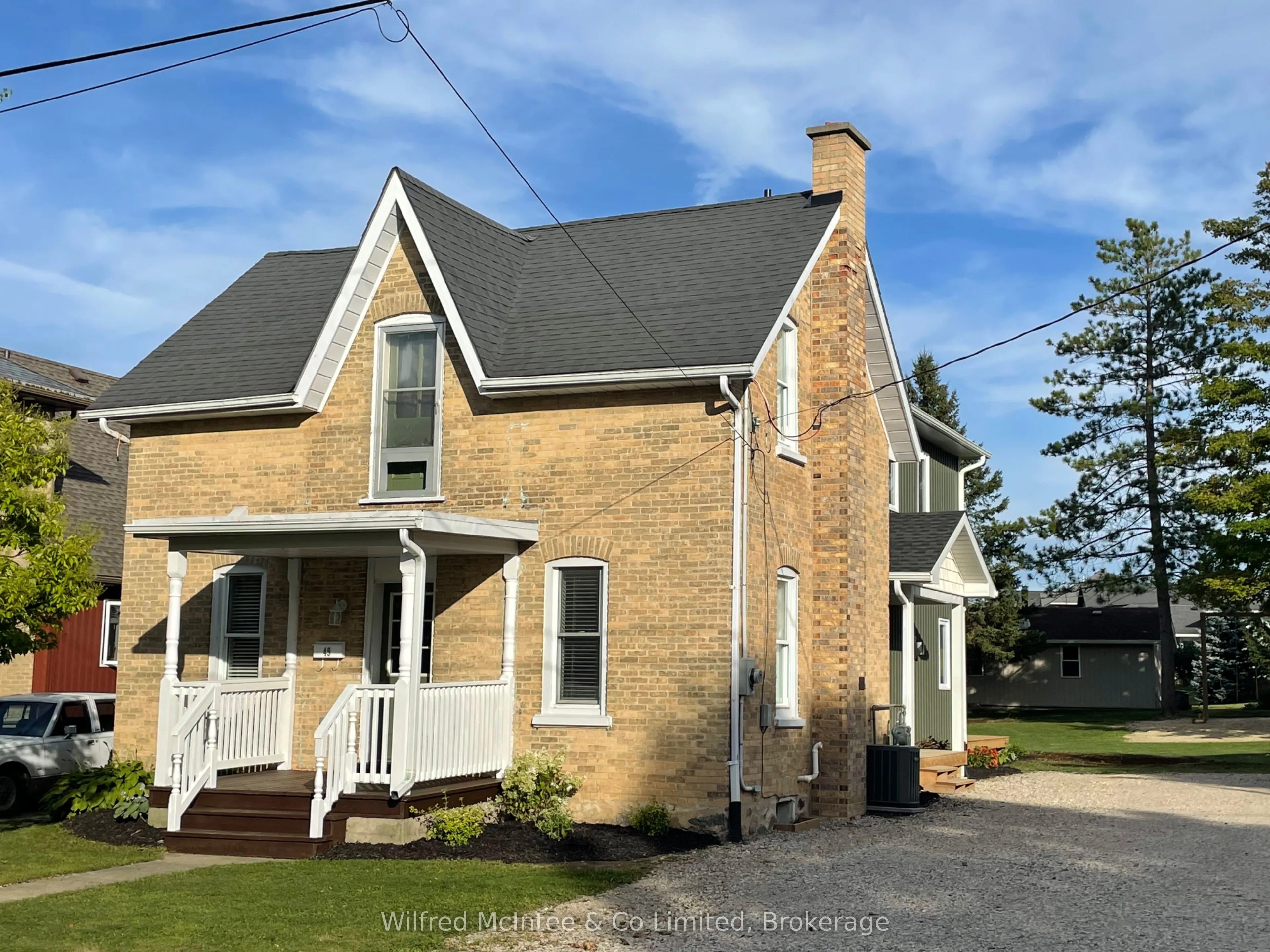 49 Absalom Street W