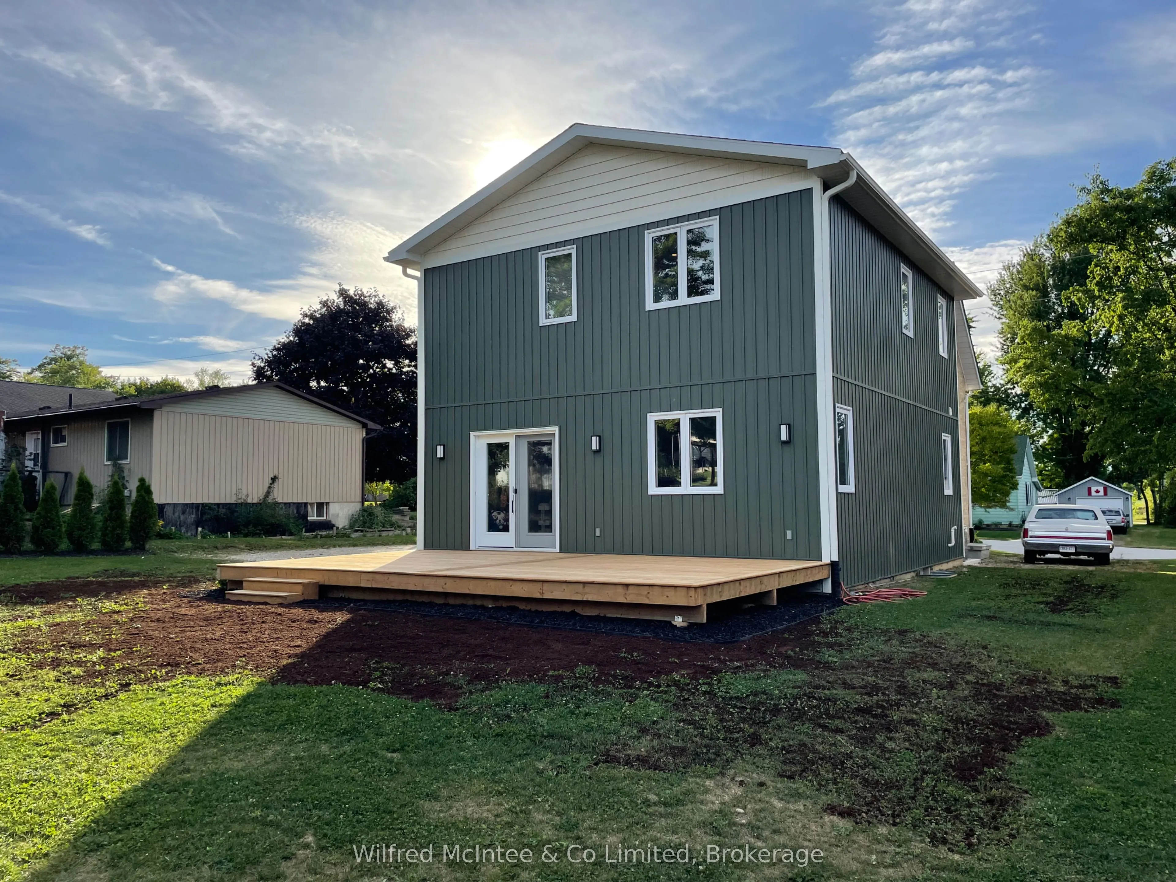 49 Absalom Street W