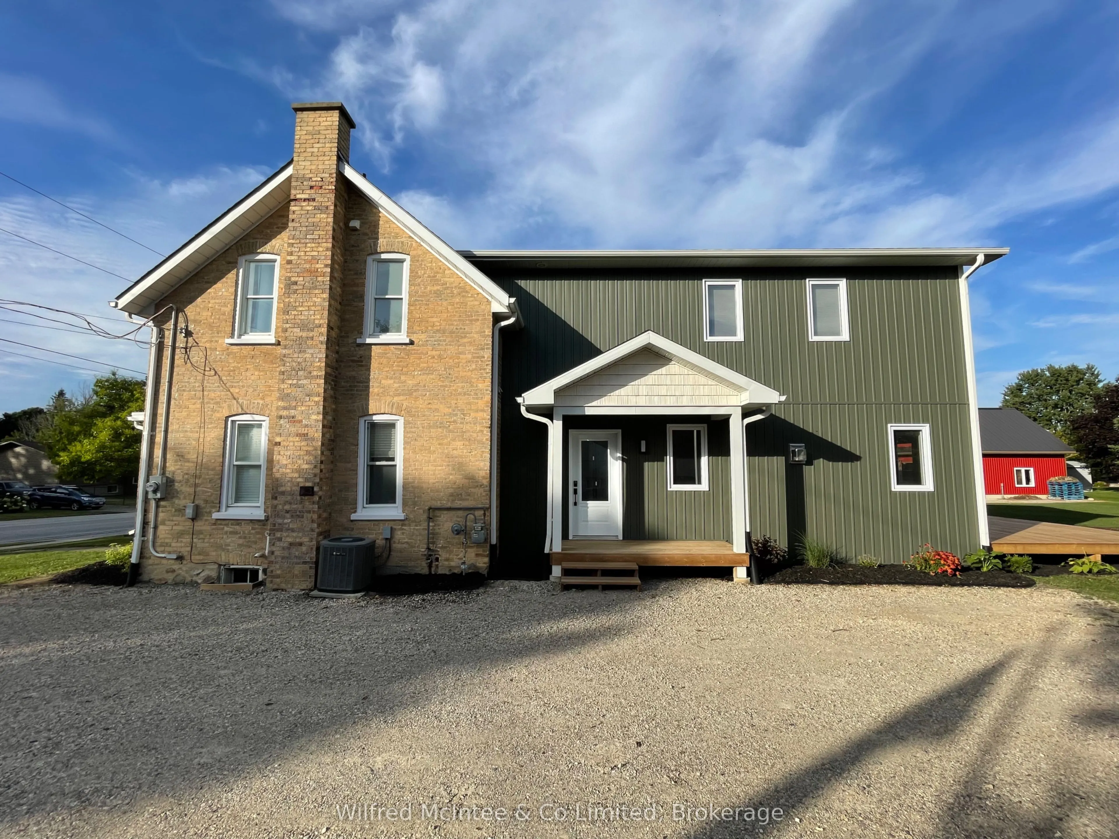 49 Absalom Street W