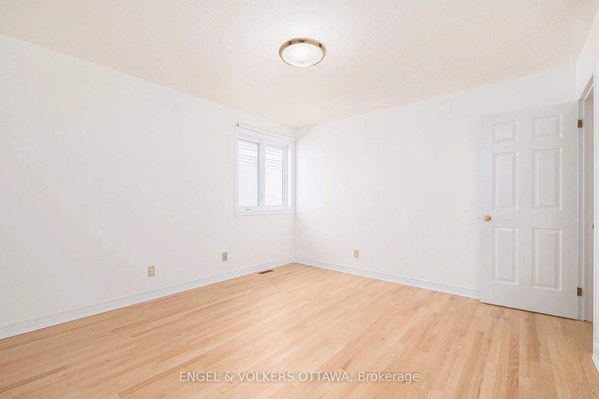 35 Pepperrall Crescent