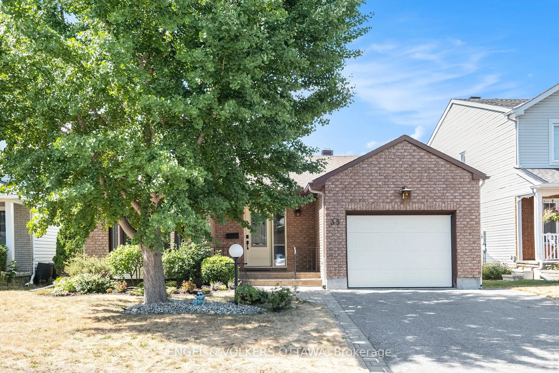 35 Pepperrall Crescent