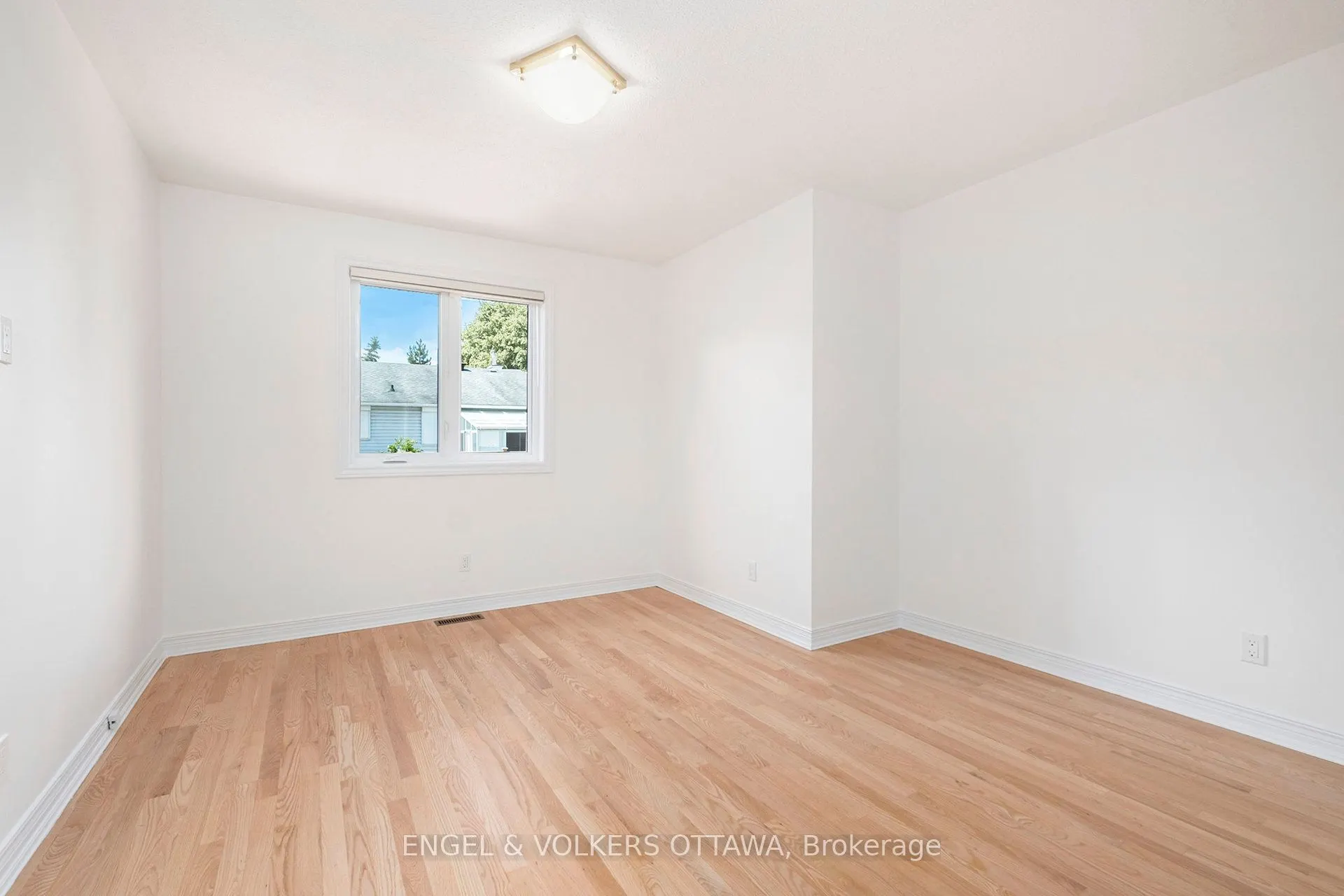 35 Pepperrall Crescent