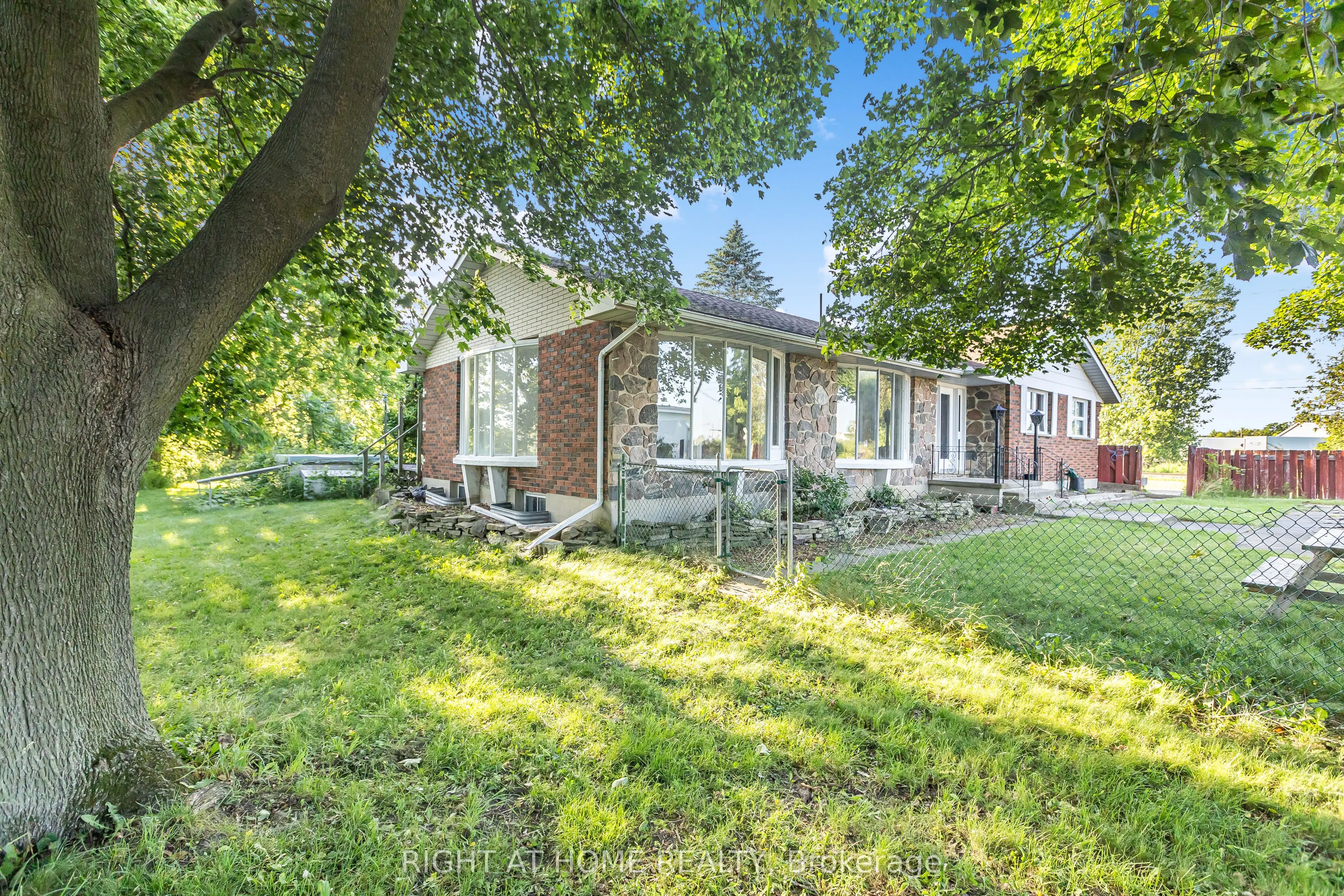 13 old onondaga Road W