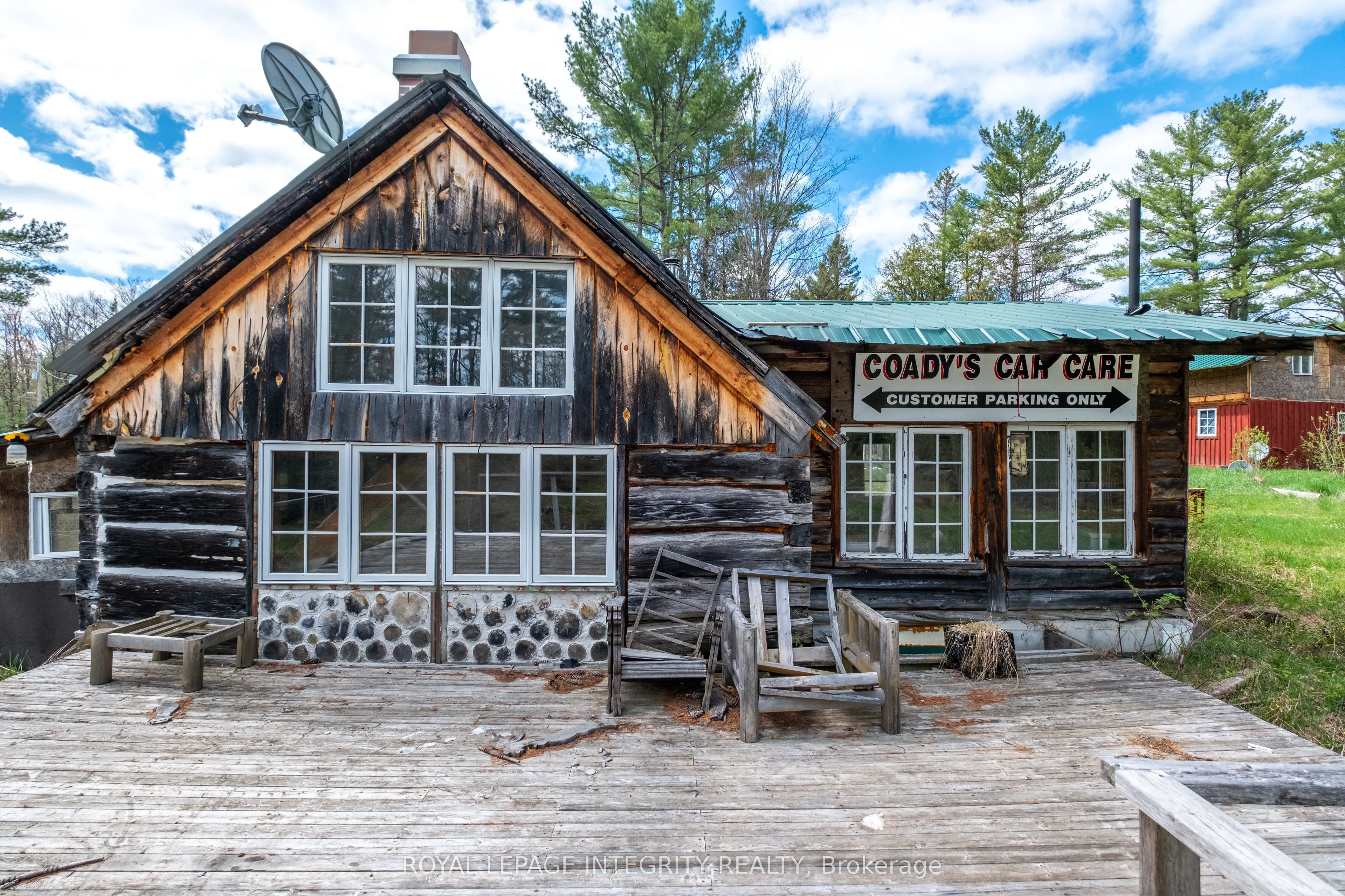 884 Darling Concession 7 Road