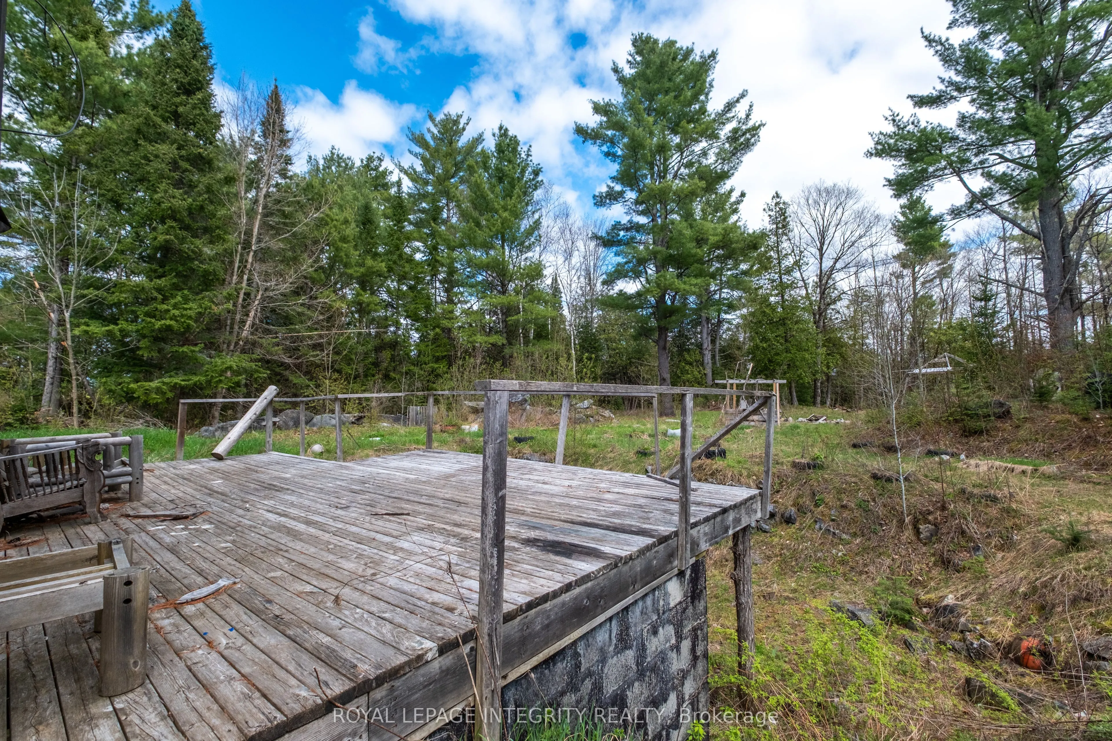 884 Darling Concession 7 Road