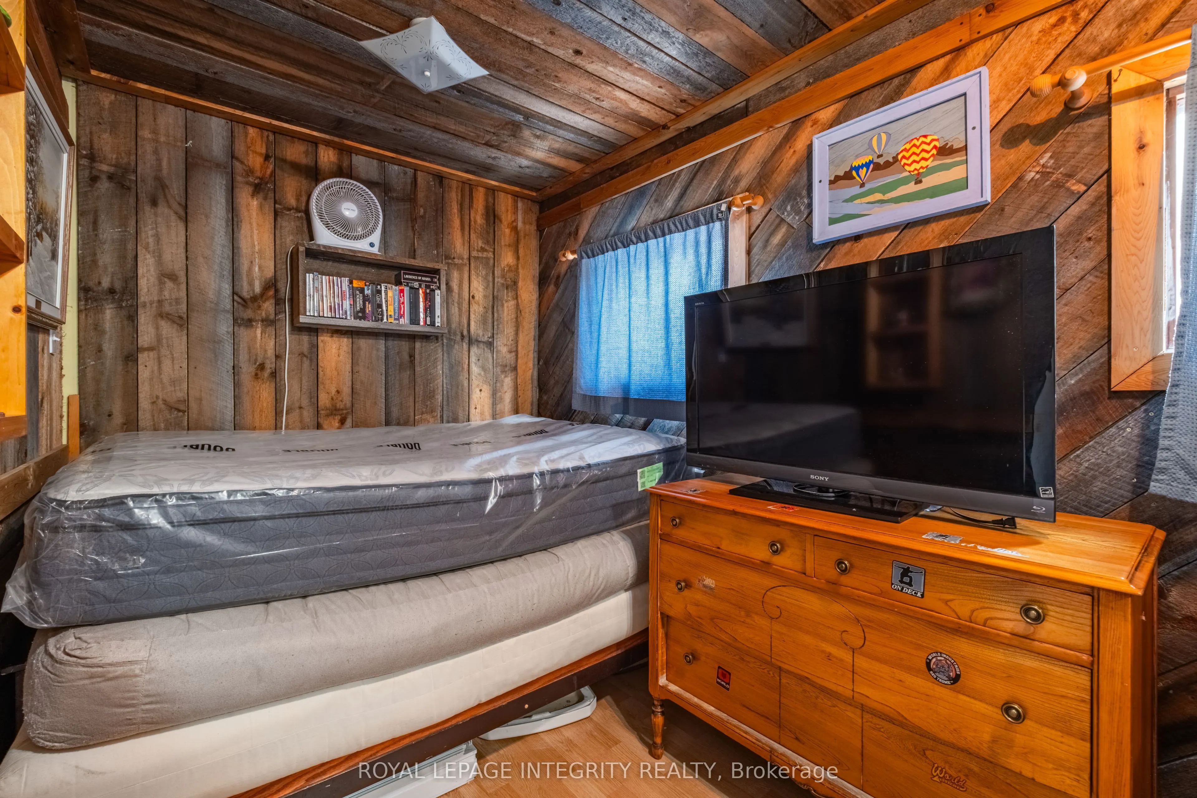 817 Darling Concession 7 Road