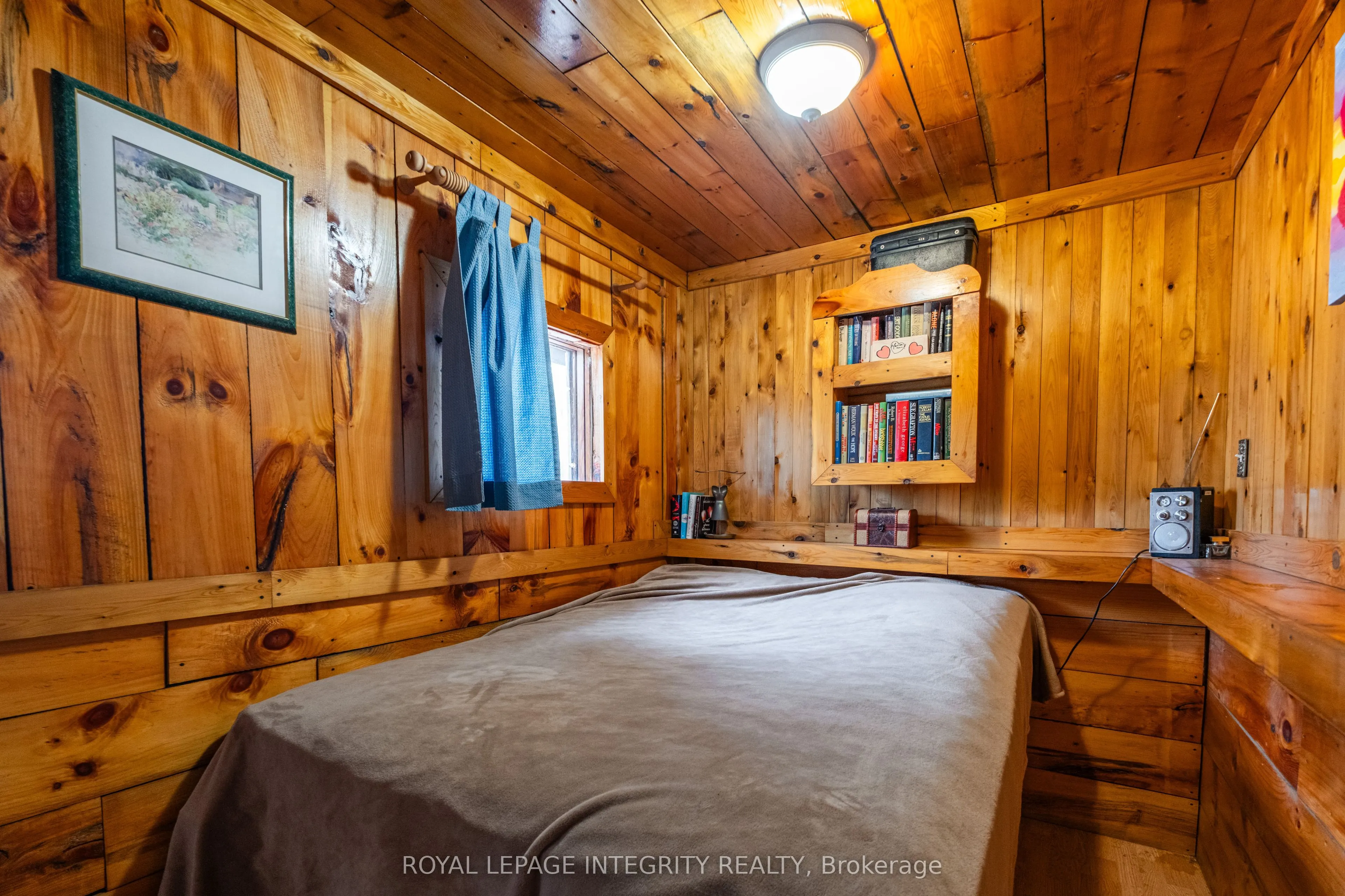 817 Darling Concession 7 Road