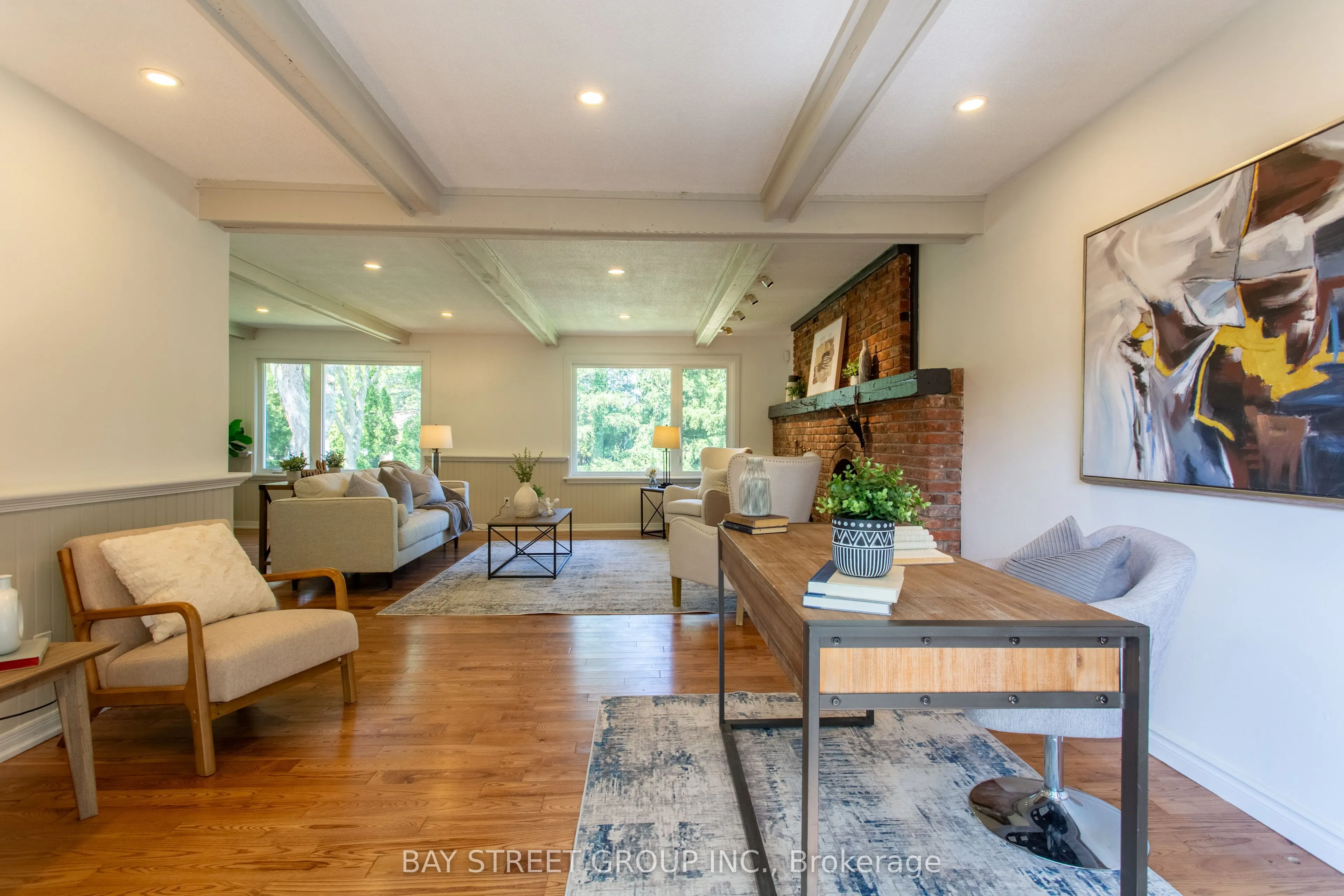 2 Parklane Crescent S
