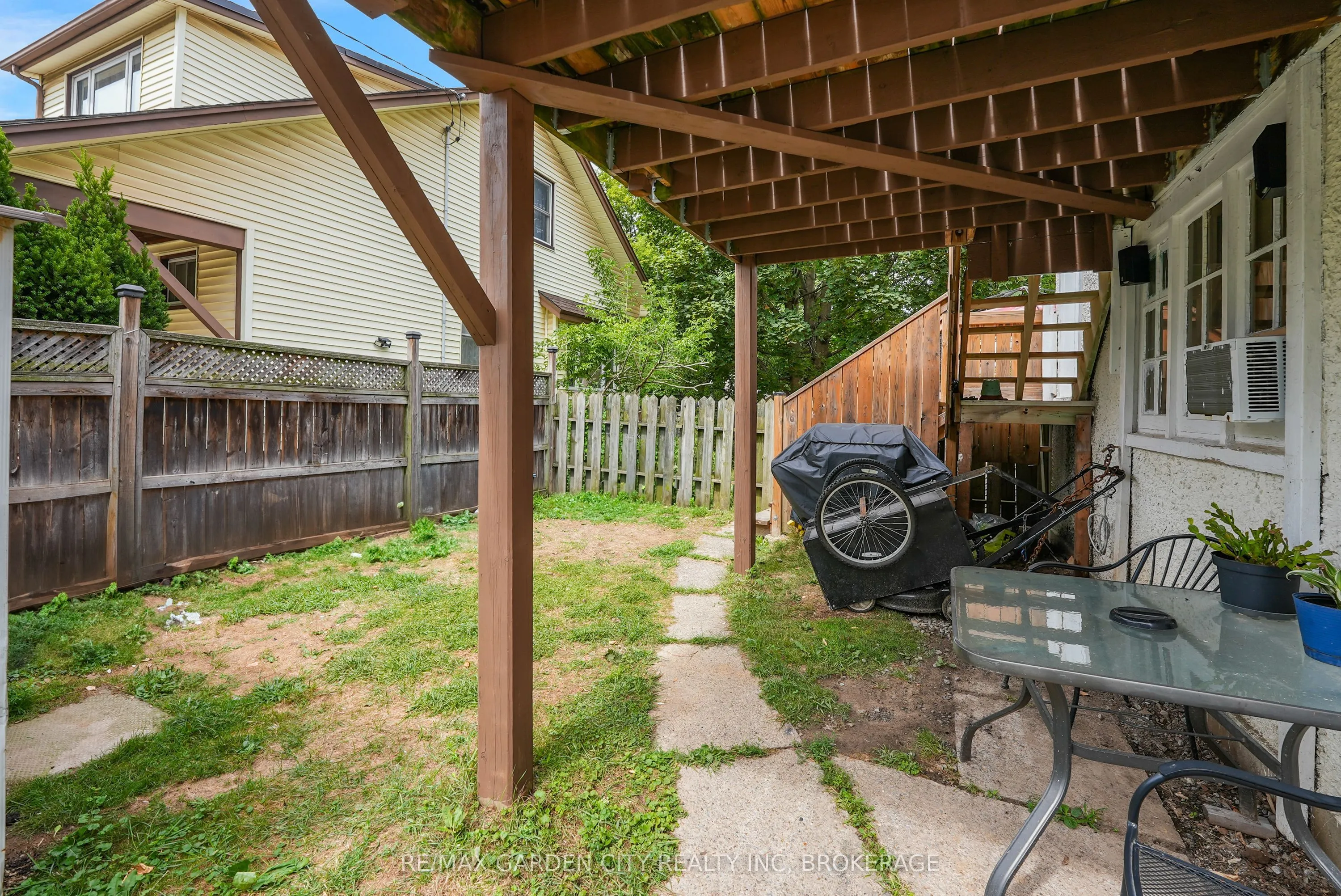 213 Geneva Street